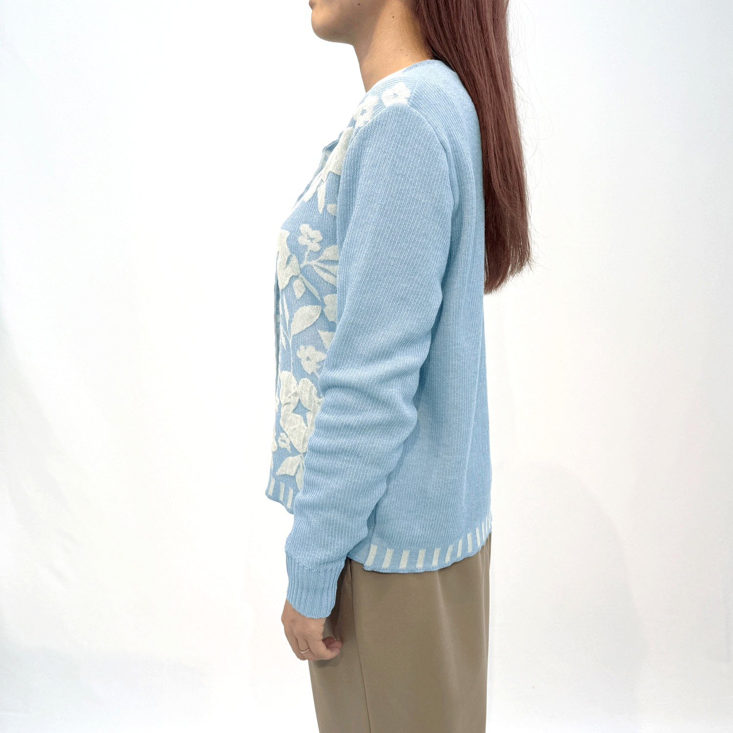 花柄膨れジャガード丸首カーディガン - 画像2