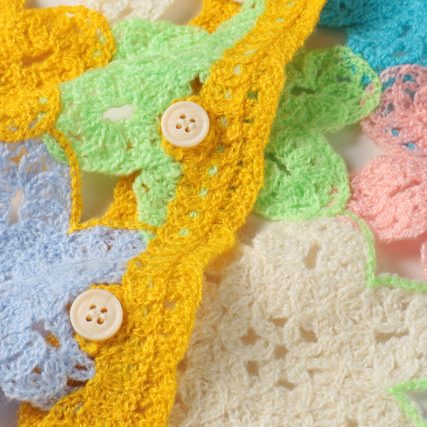 VERITE クロシェ風Vネックカーディガン - 画像5