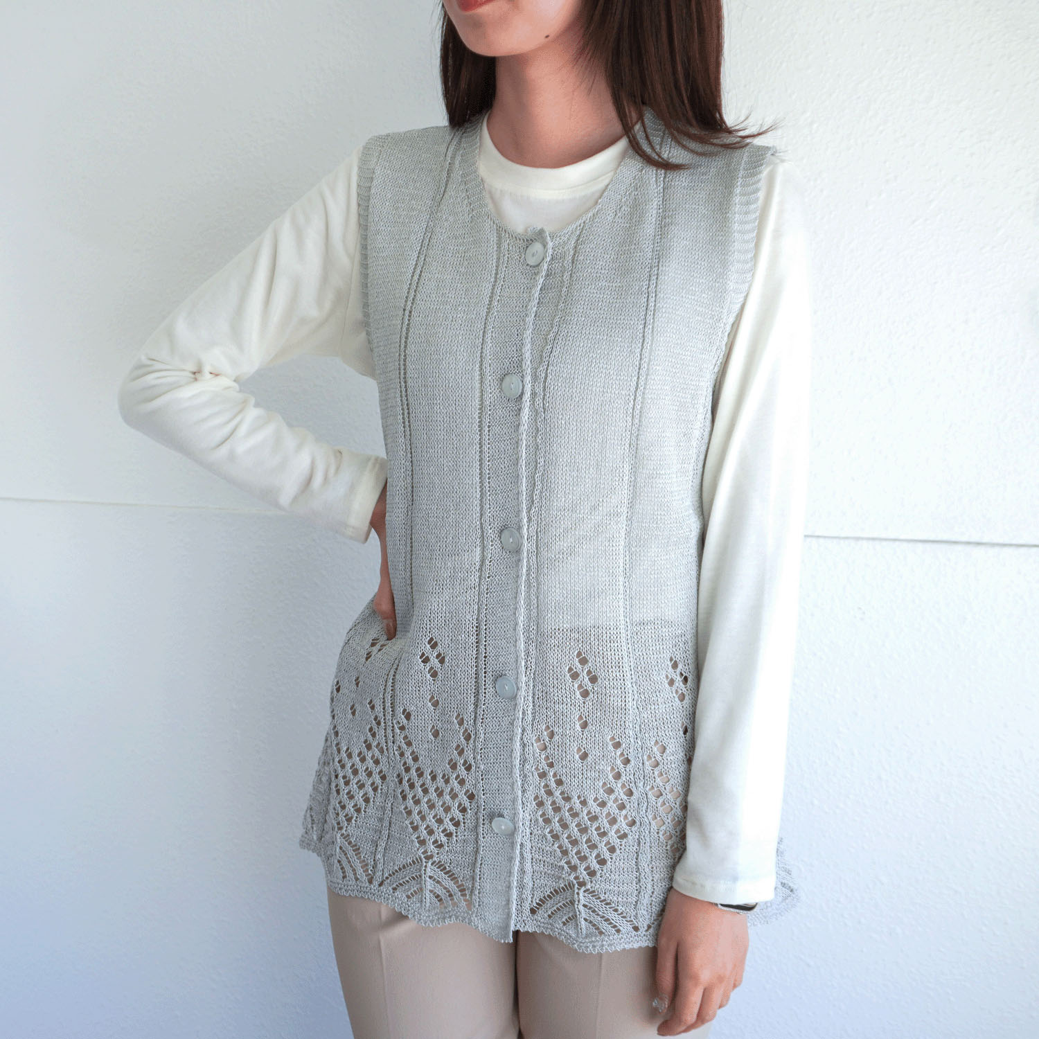 抄繊糸透かし編みベスト - 画像2