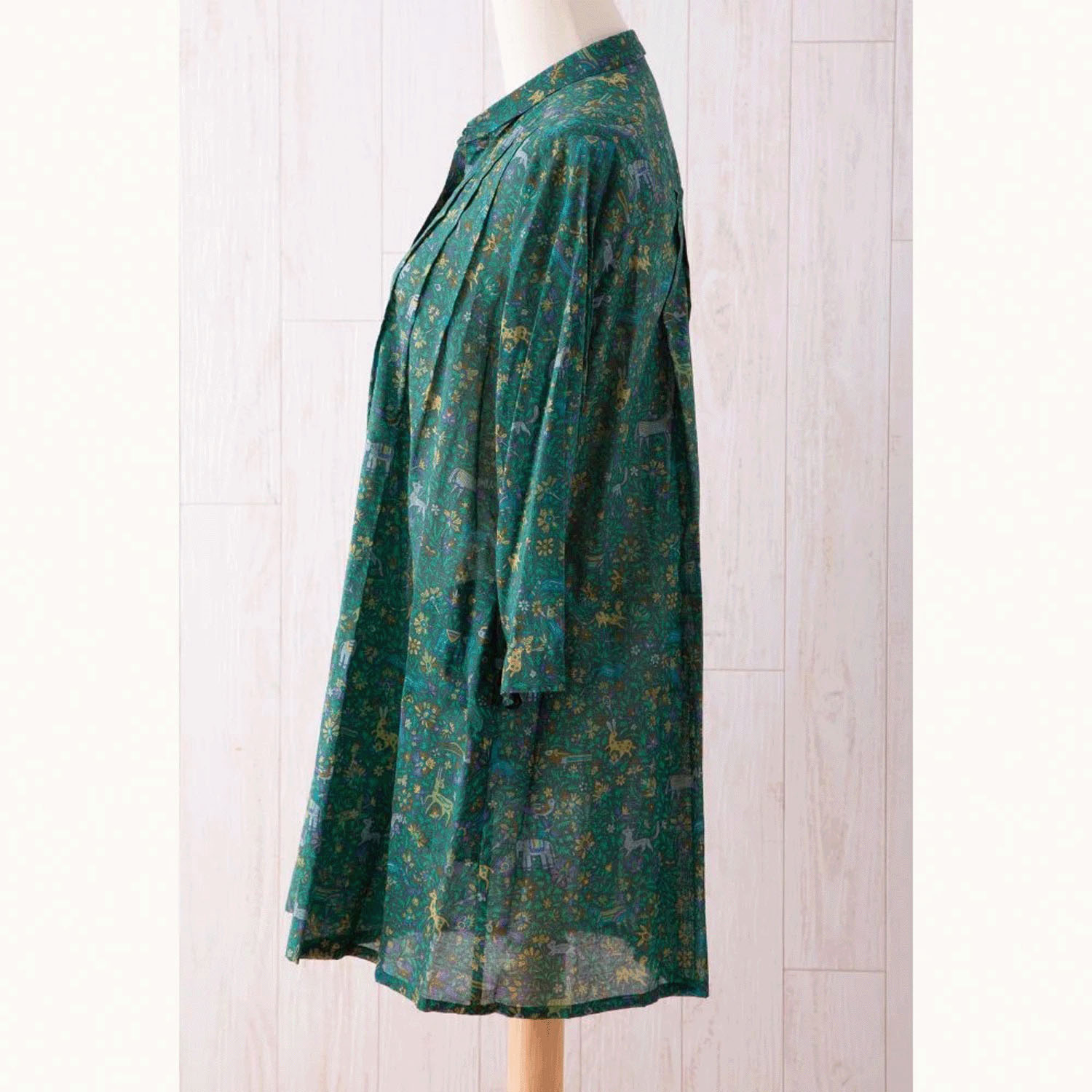 【ETONET限定】シルクロード シャツ襟タックブラウス - 画像4