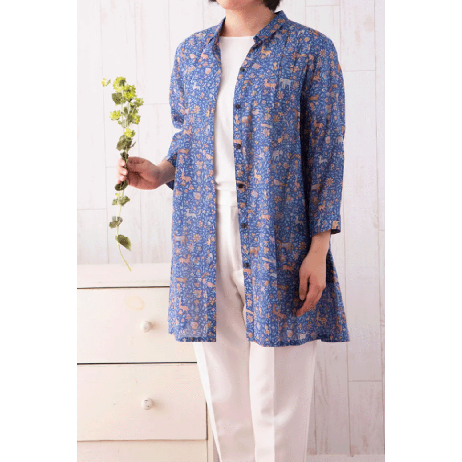 【ETONET限定】シルクロード シャツ襟タックブラウス