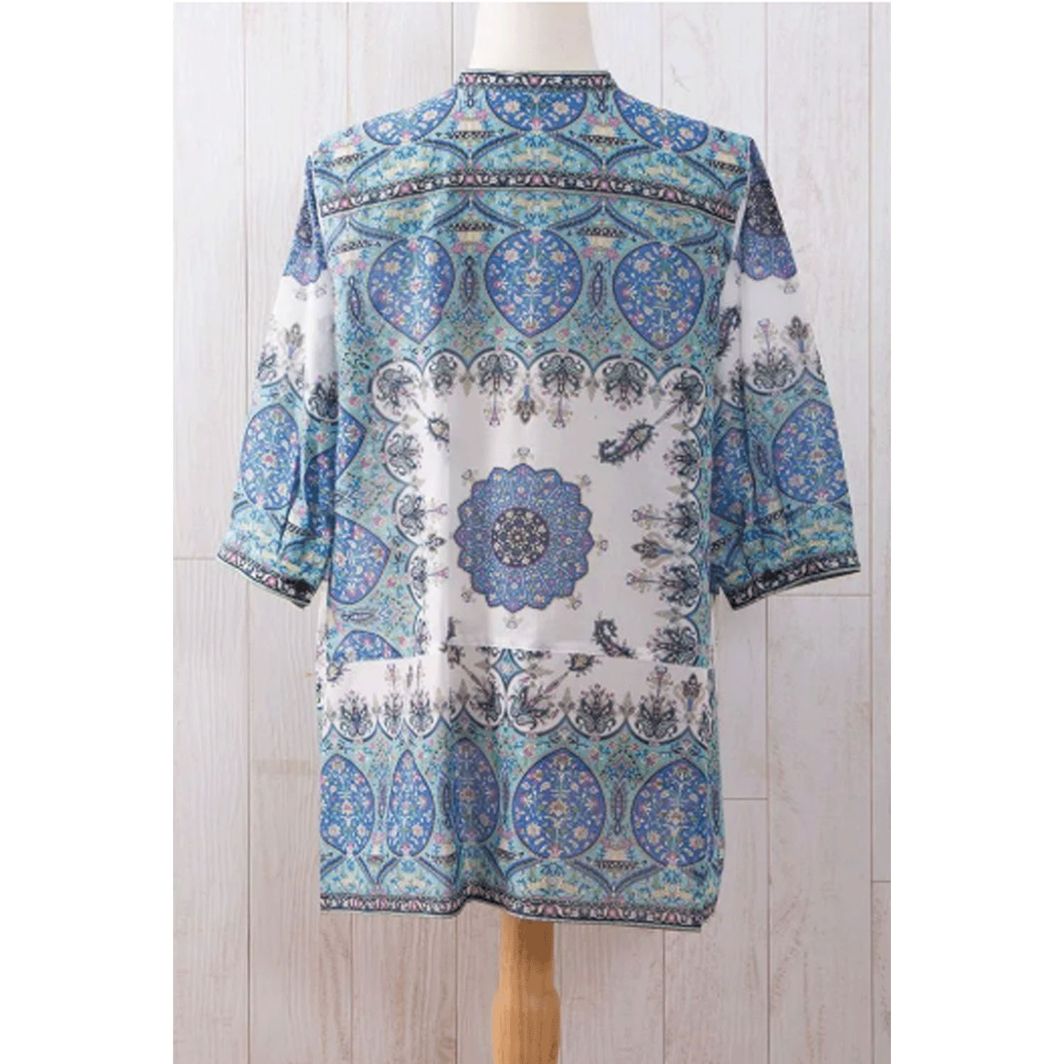 【ETONET限定】シルクロード スタンド裾ヘム脇下り七分袖ブラウス カシミール - 画像20