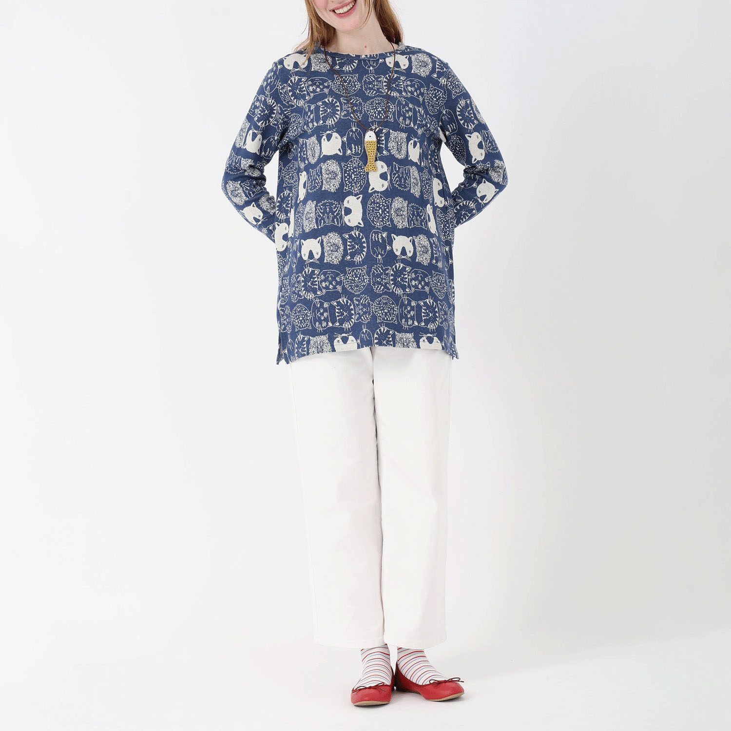 T’BIS STUDIO 長袖ネコ柄Wジャカードチュニック丈カットソー - 画像2