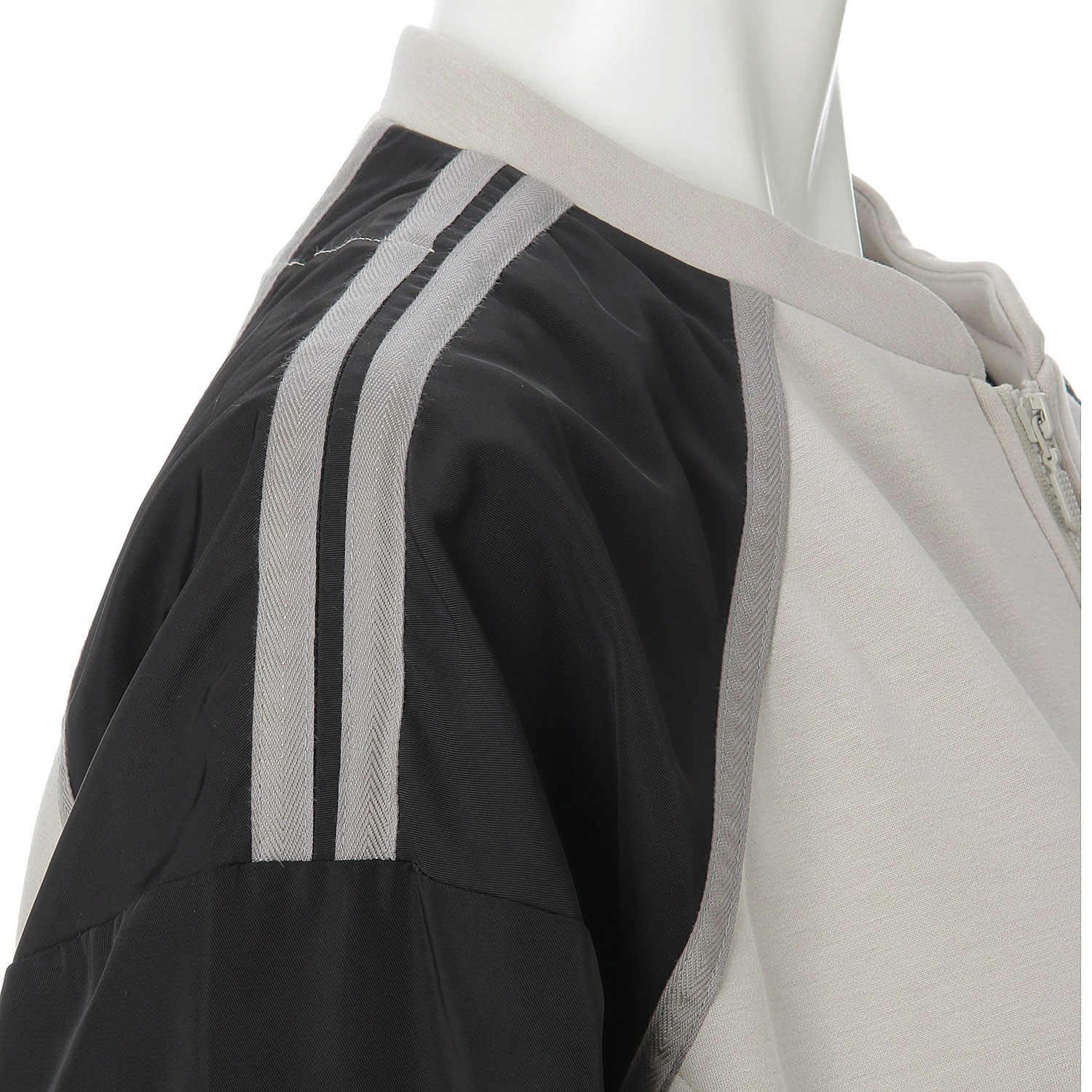 ダンボールニットテープ使いジャケット - 画像4