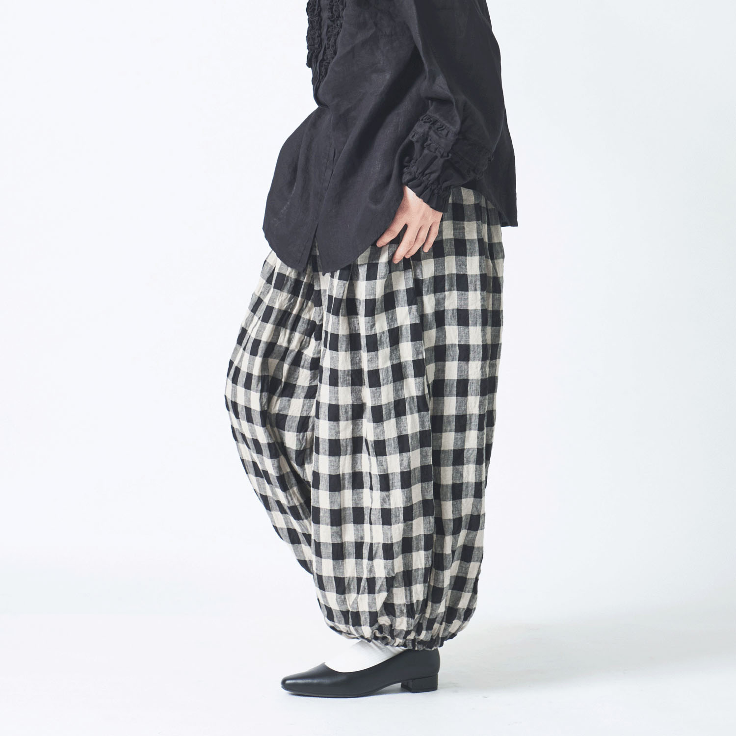 ubasoku 裾ゴムボリュームパンツ