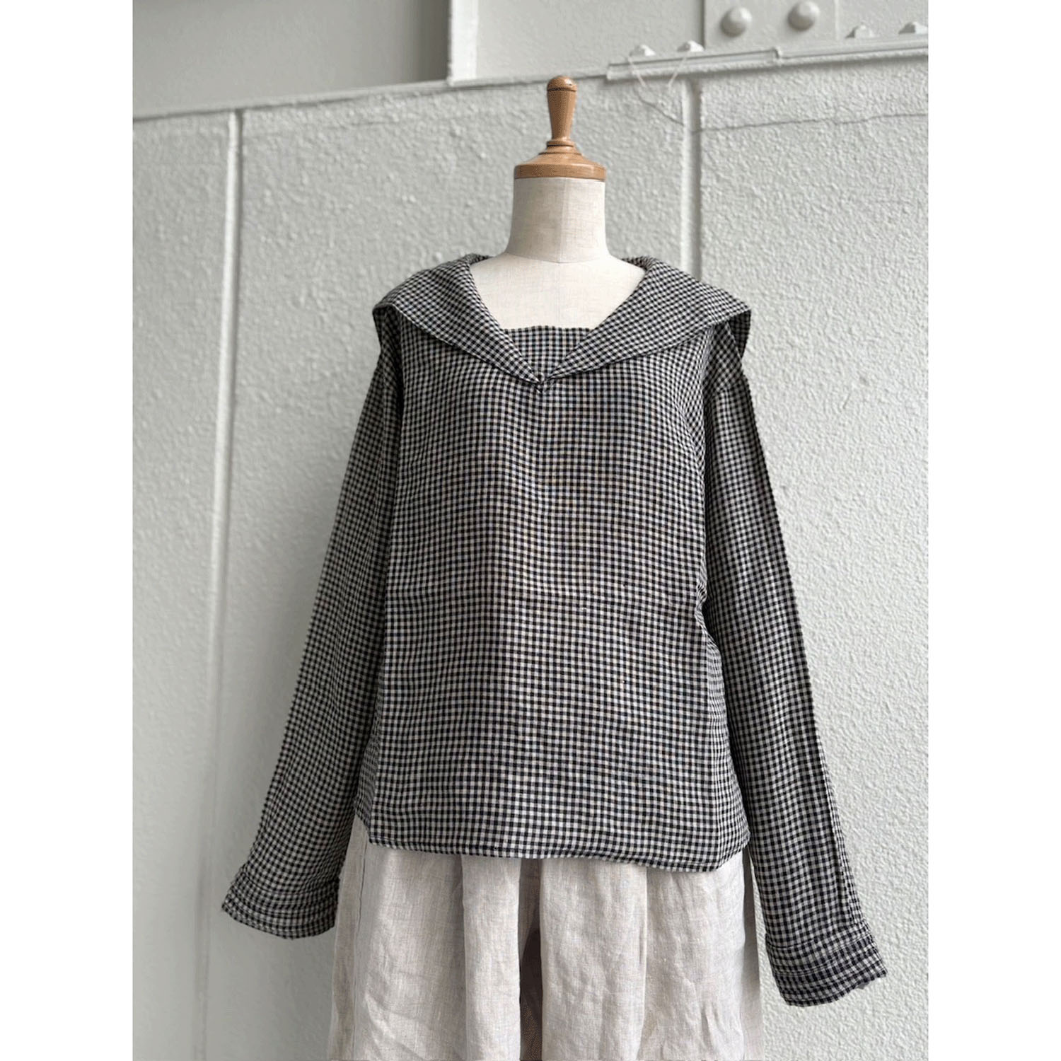 ubasoku 大衿・折返し袖ピンタック加工セーラー衿長袖ブラウス