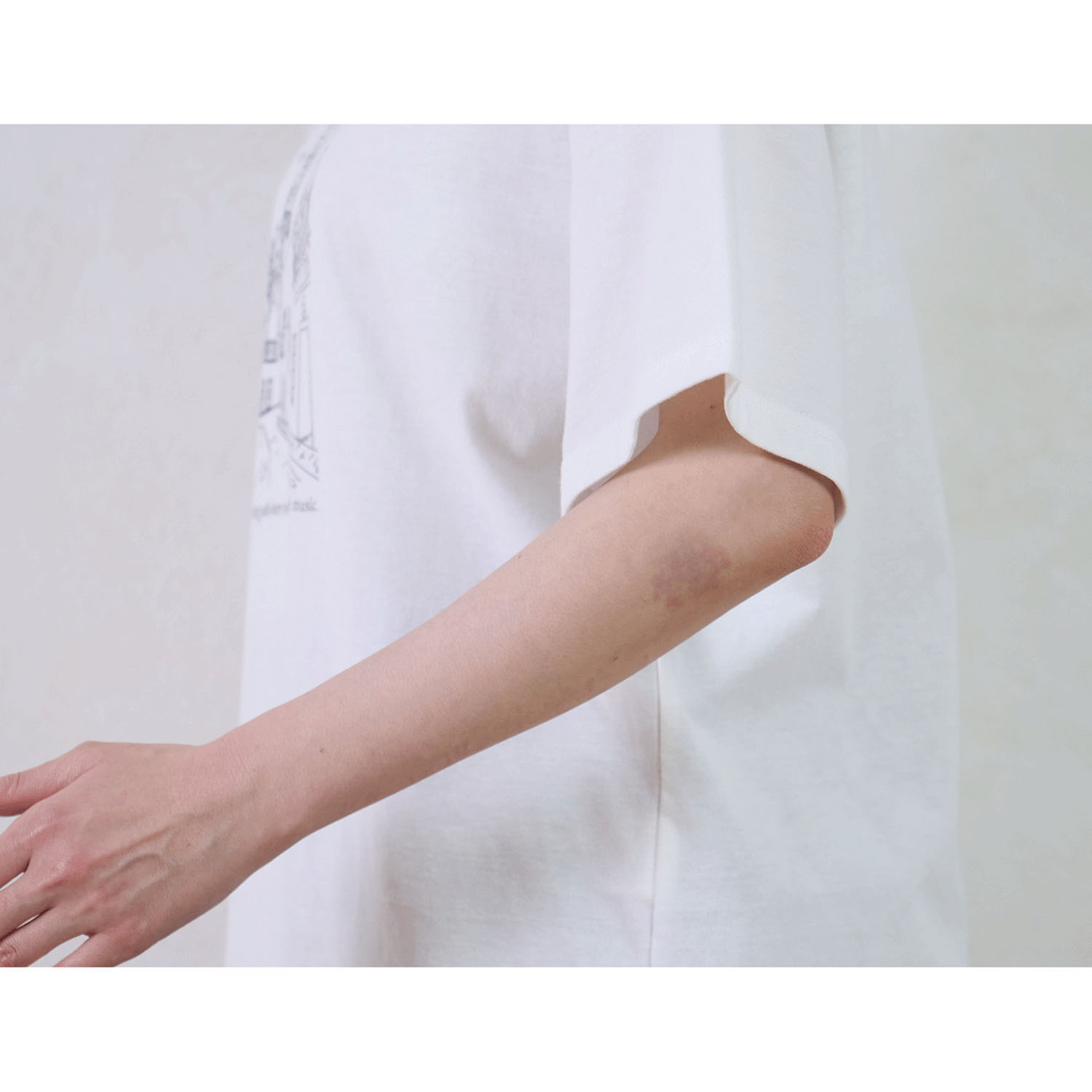 le ciel de demain ソフト天竺街並みイラストTシャツ - 画像4