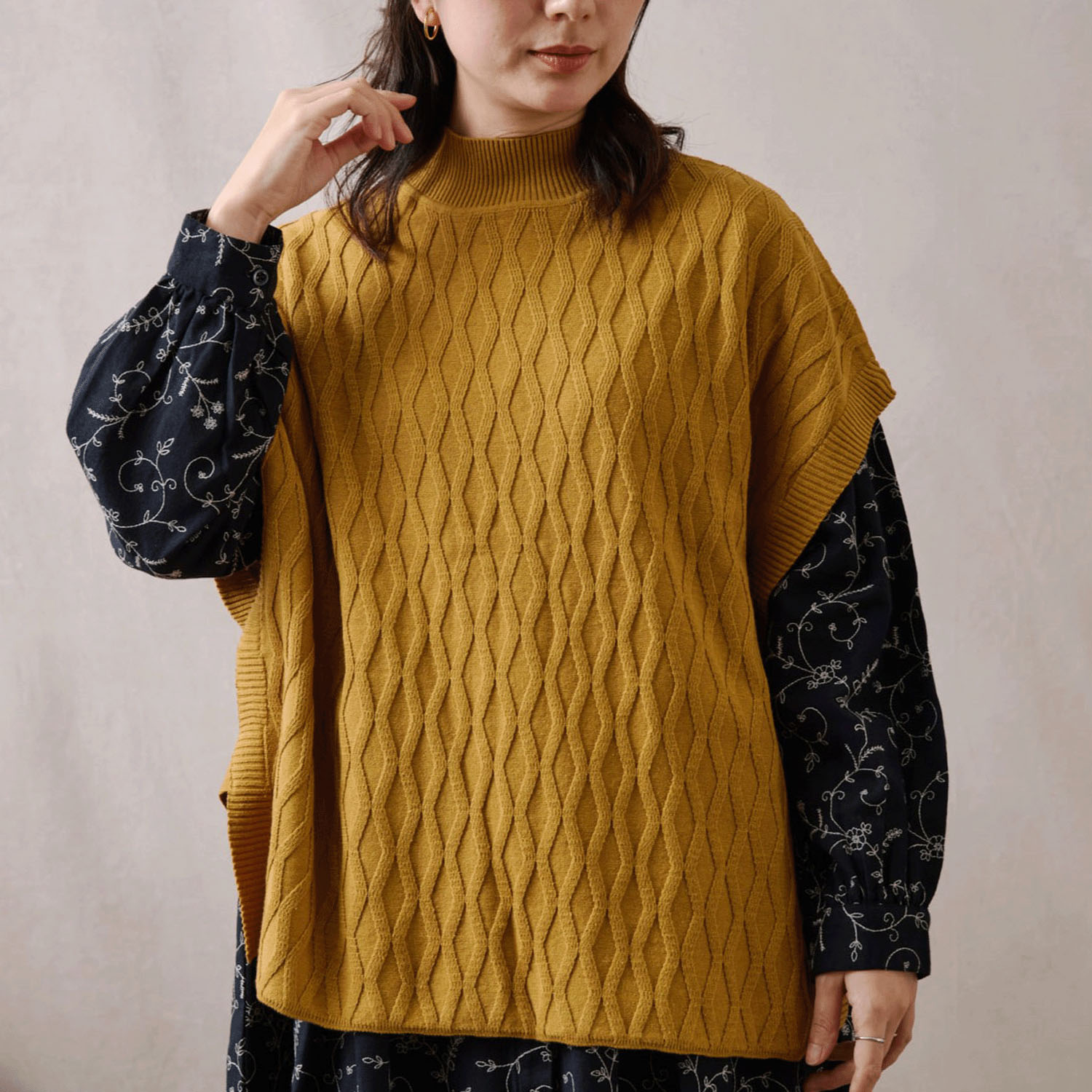 teMite 綿ニット模様編みベスト - 画像13