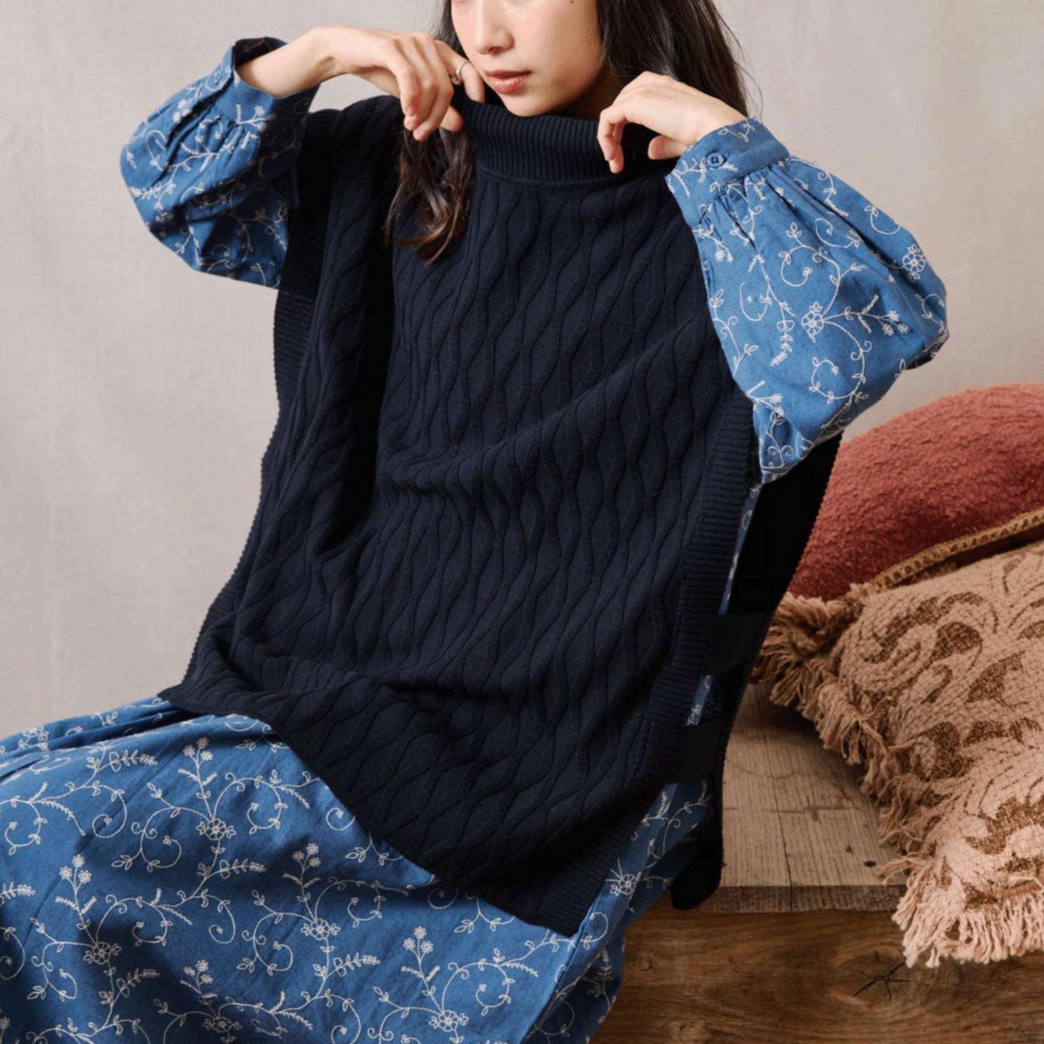 teMite 綿ニット模様編みベスト - 画像5