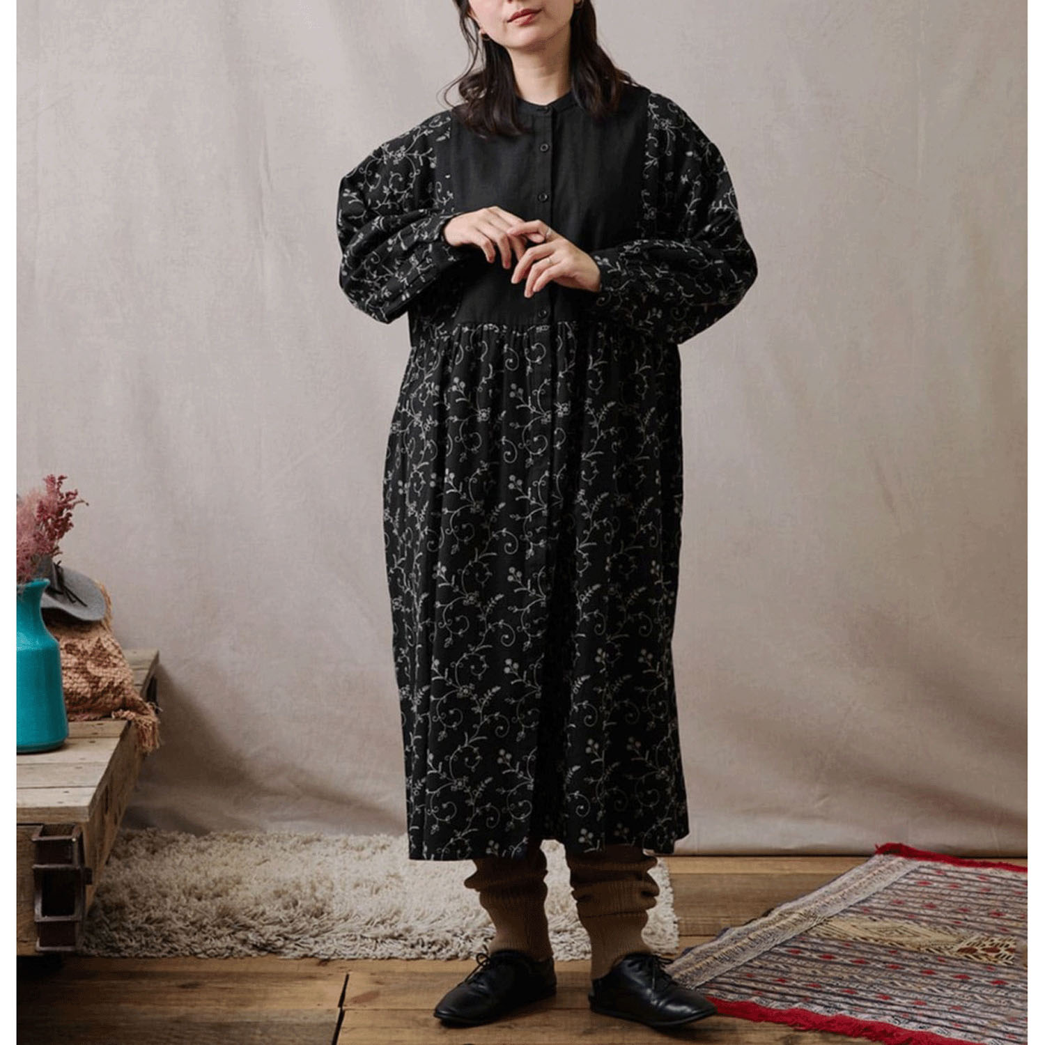 【Insta Live】teMite 綿麻刺繍ワンピース - 画像2