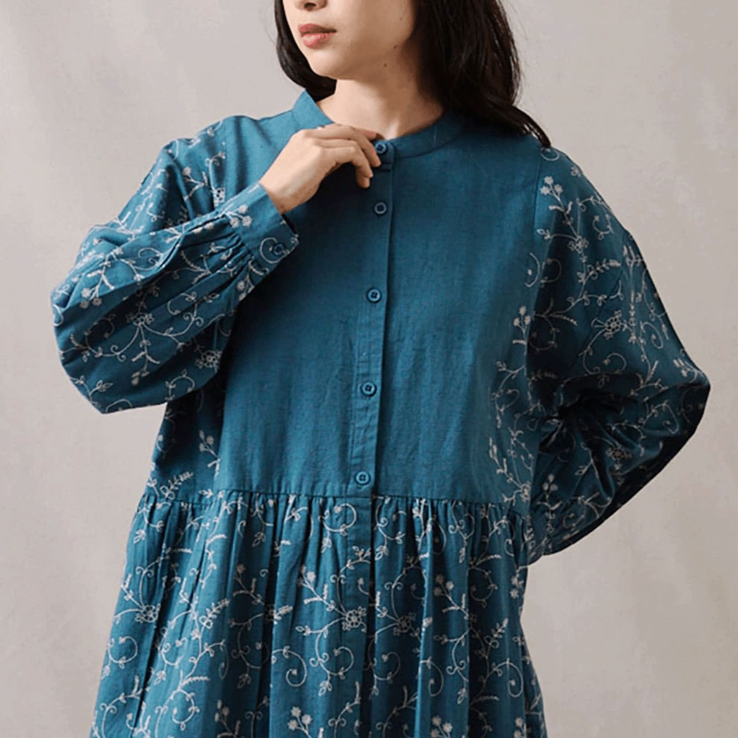 【Insta Live】teMite 綿麻刺繍ワンピース - 画像9