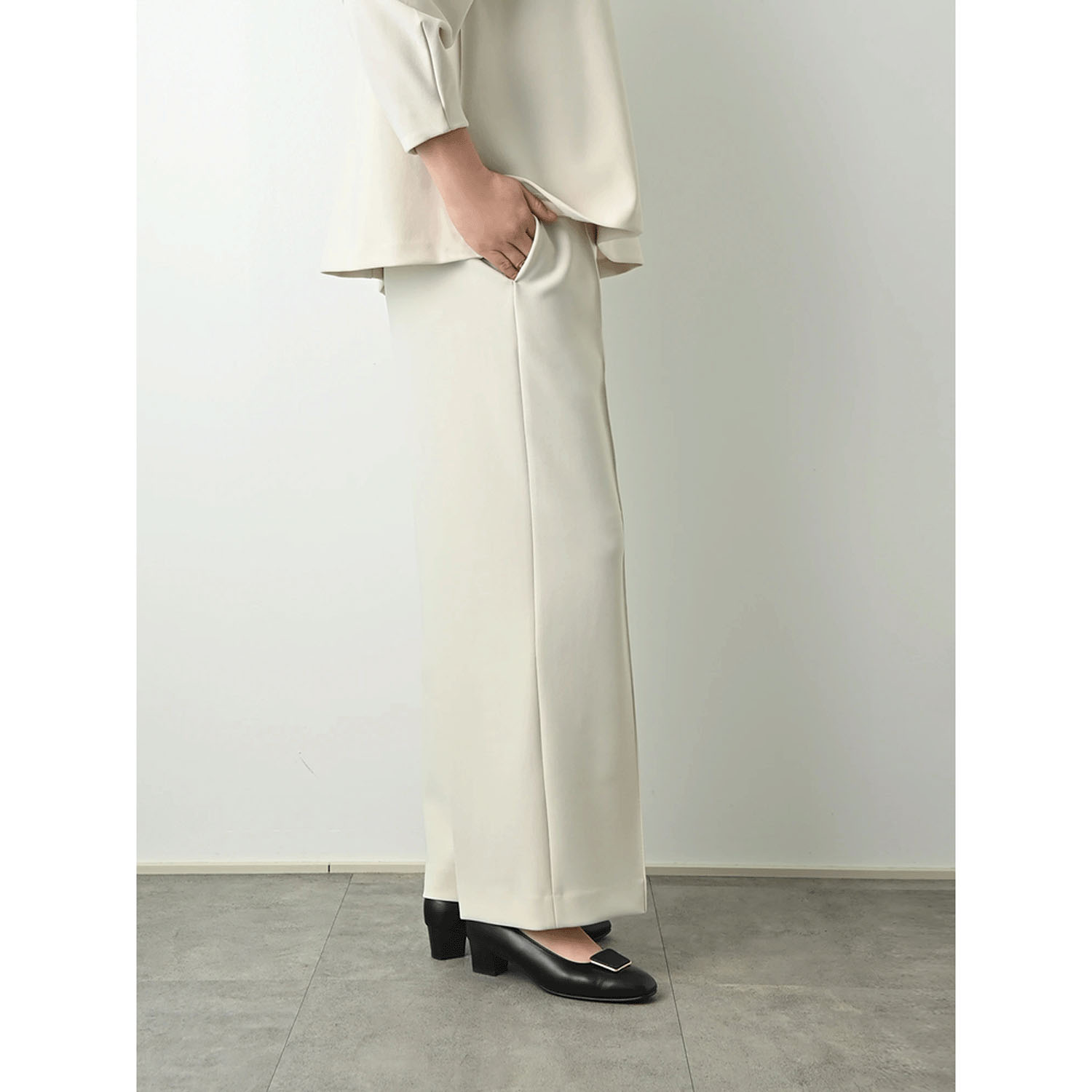 【Insta Live】Brown＆Street  センタータックストレートパンツ - 画像9