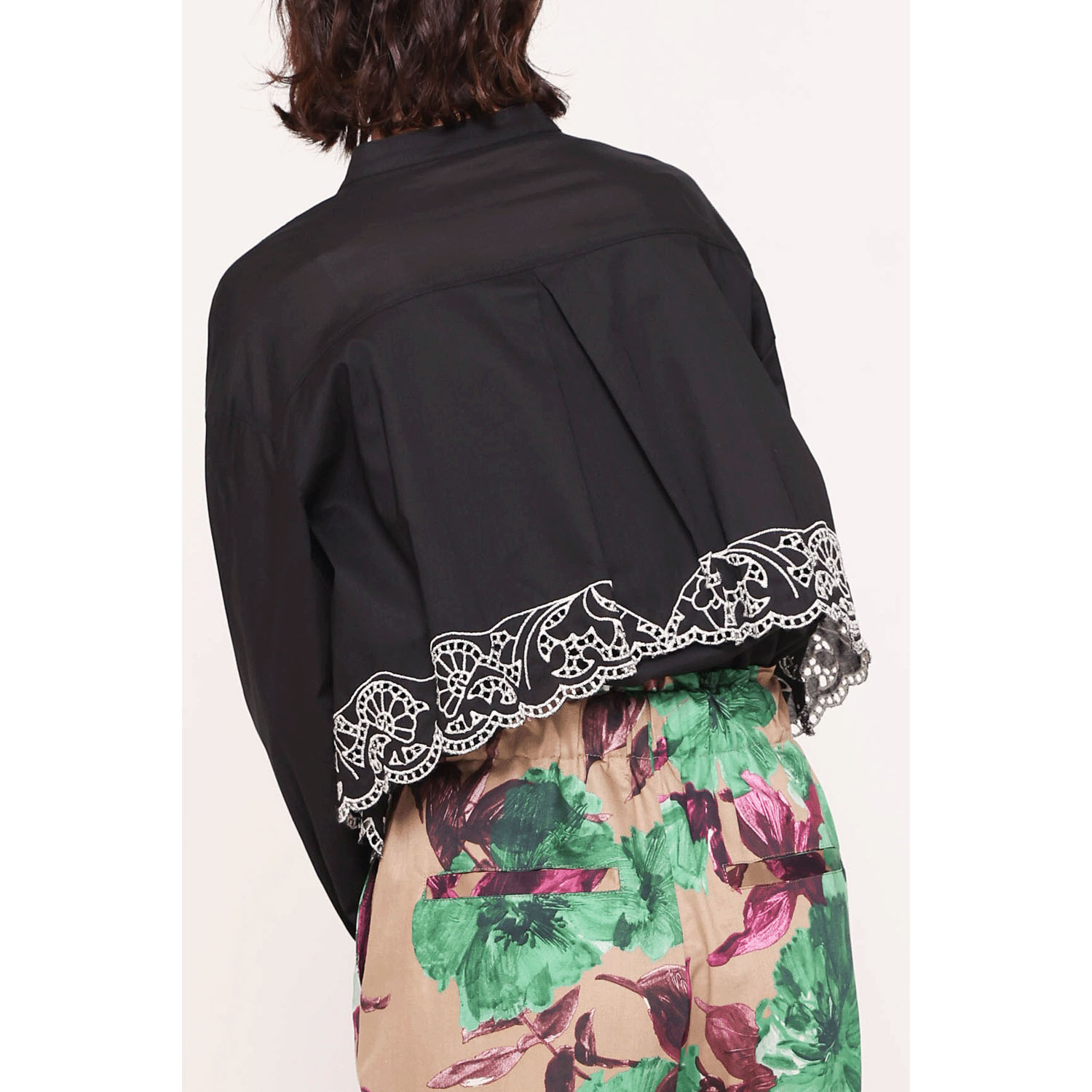 trois 刺繍コットンボイルフラップブラウス - 画像7