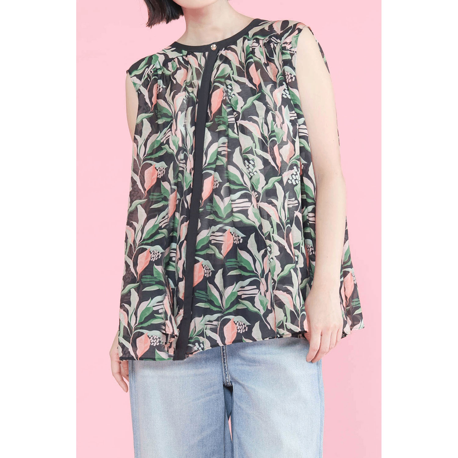 trois フラワーギャザープリントブラウス