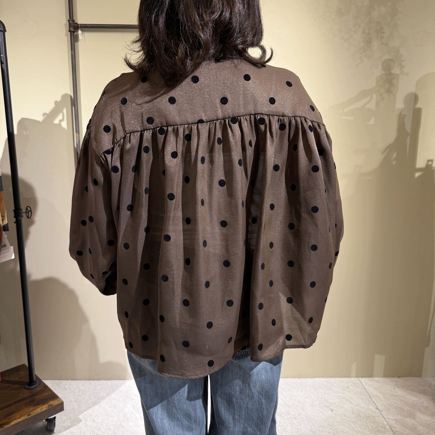 コード付きギャザーシャツブラウス - 画像4