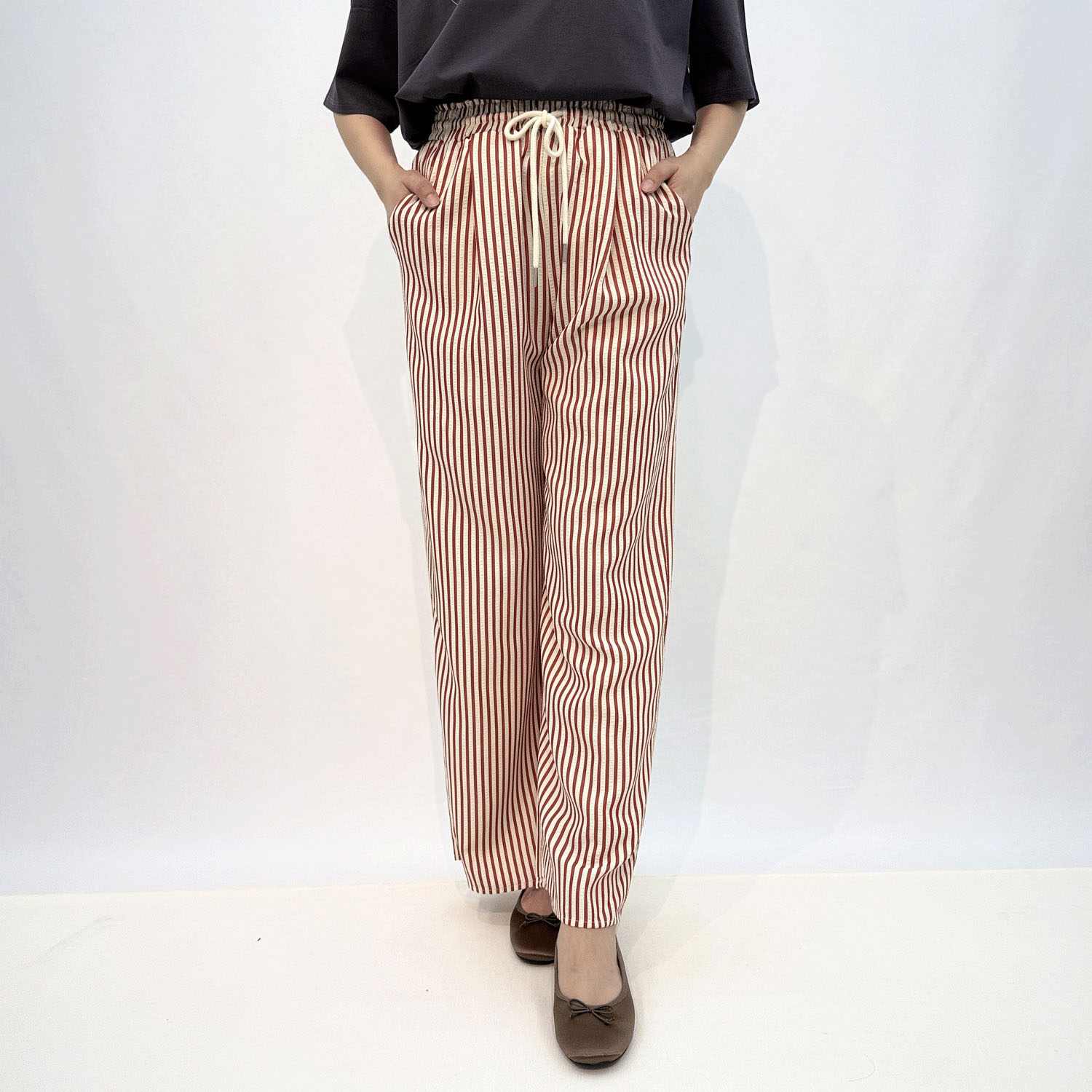 イージーパンツ