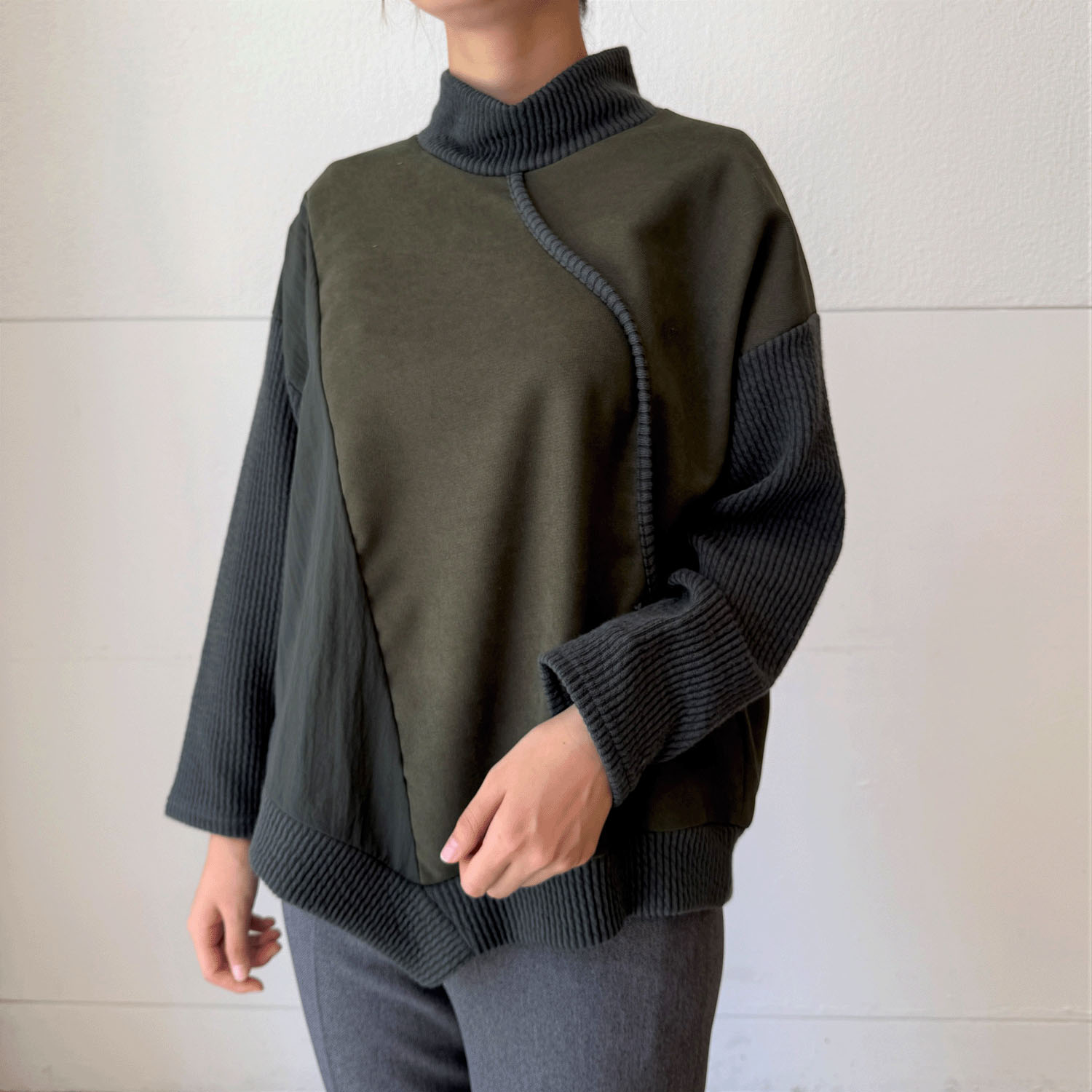 異素材切替裾アシメプルオーバー - 画像5