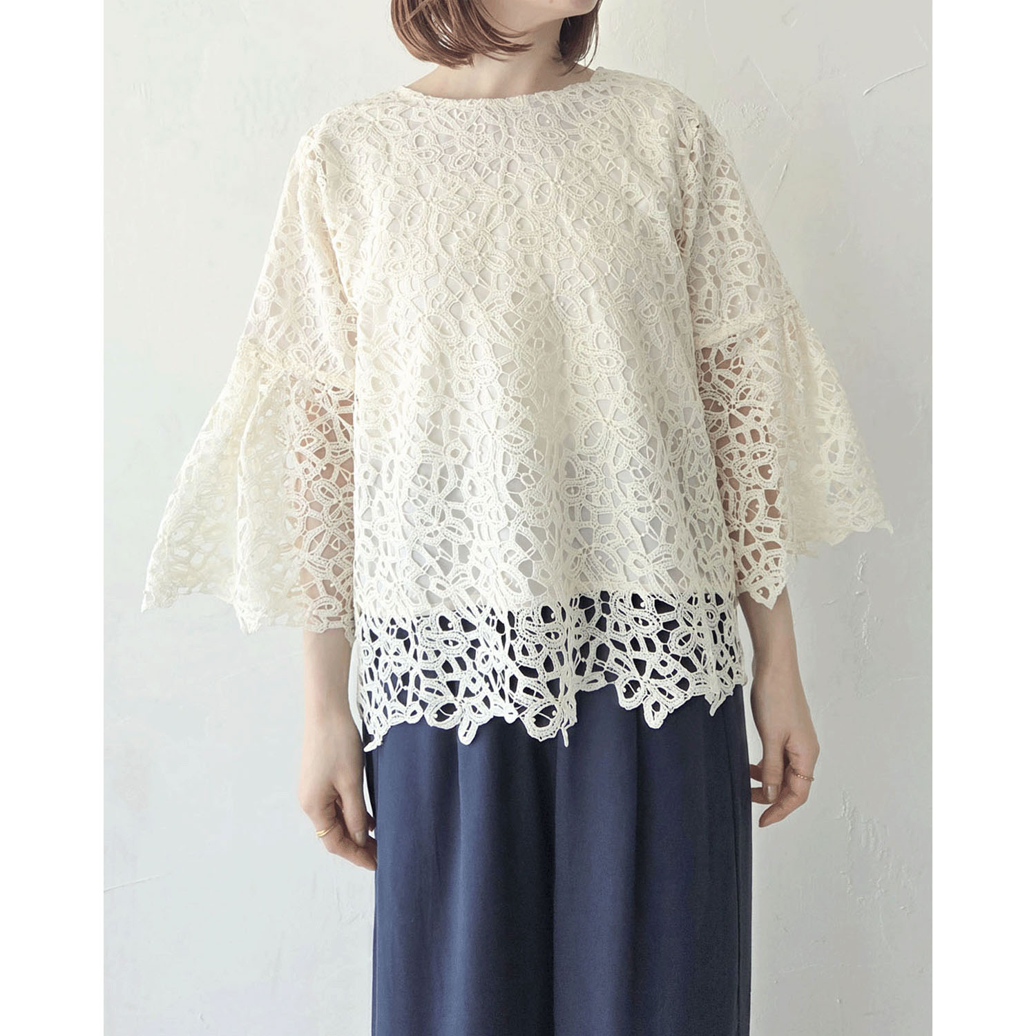 epidemique 2WAYレースブラウス - 画像1