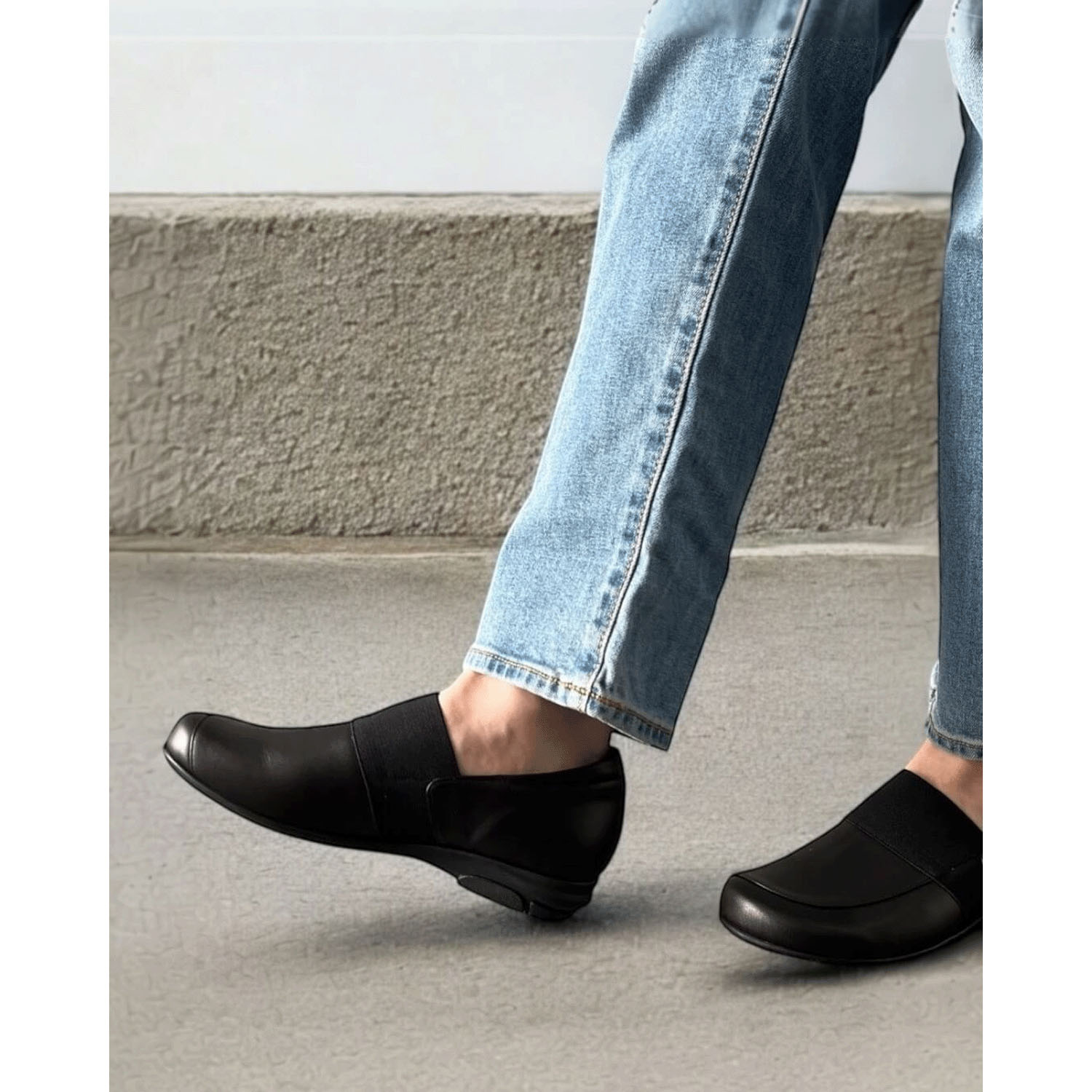 Monet オブリークトゥレザースリッポン88933