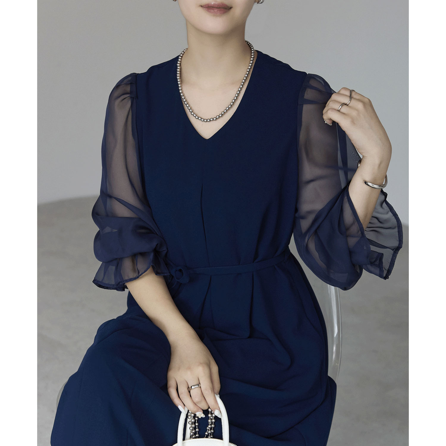 【お取り寄せ】PREFERIRボリュームシアースリーブAラインVネックドレス - 画像14