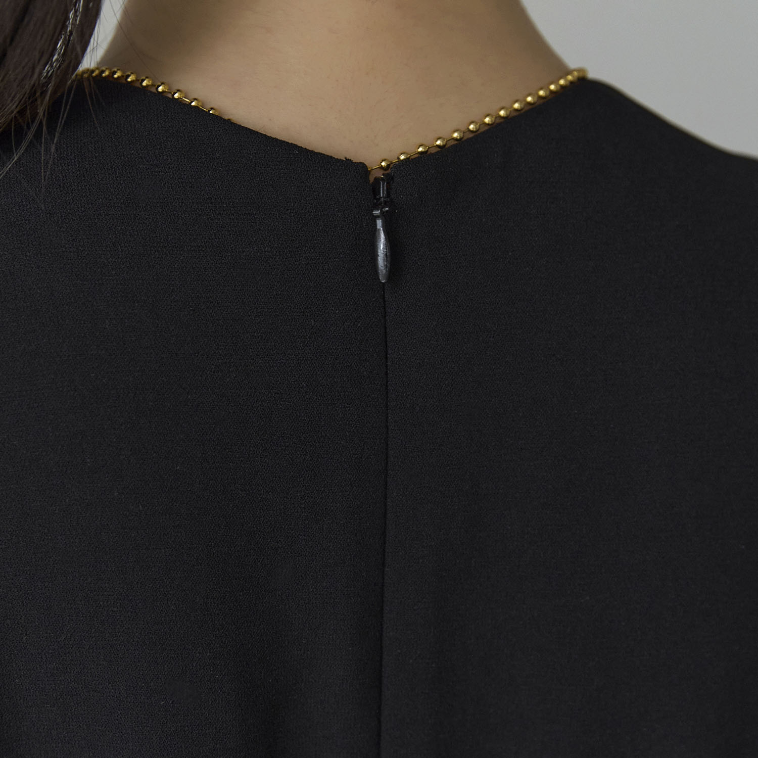 【お取り寄せ】PREFERIRボリュームシアースリーブAラインVネックドレス - 画像8