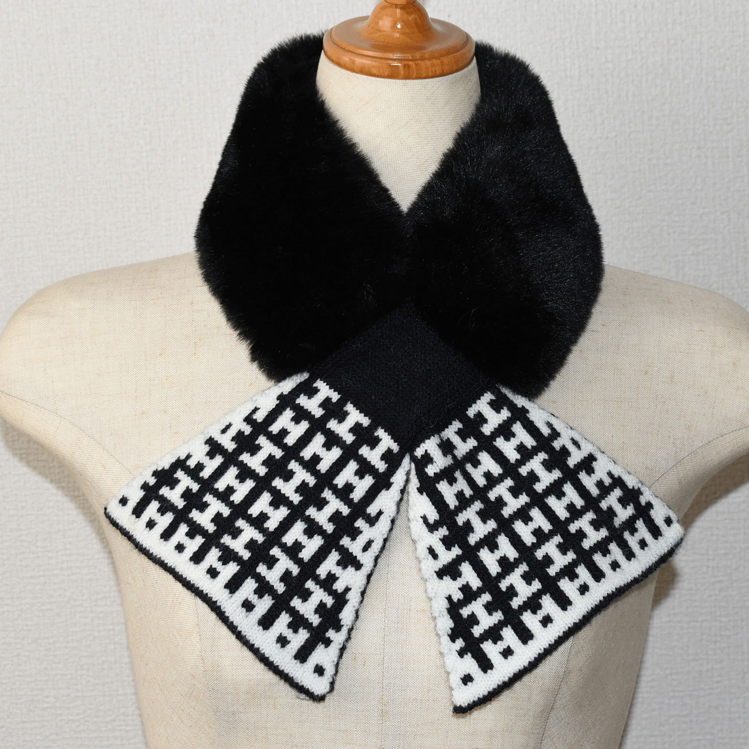 パターン柄ニット＆ファーティペット - 画像7