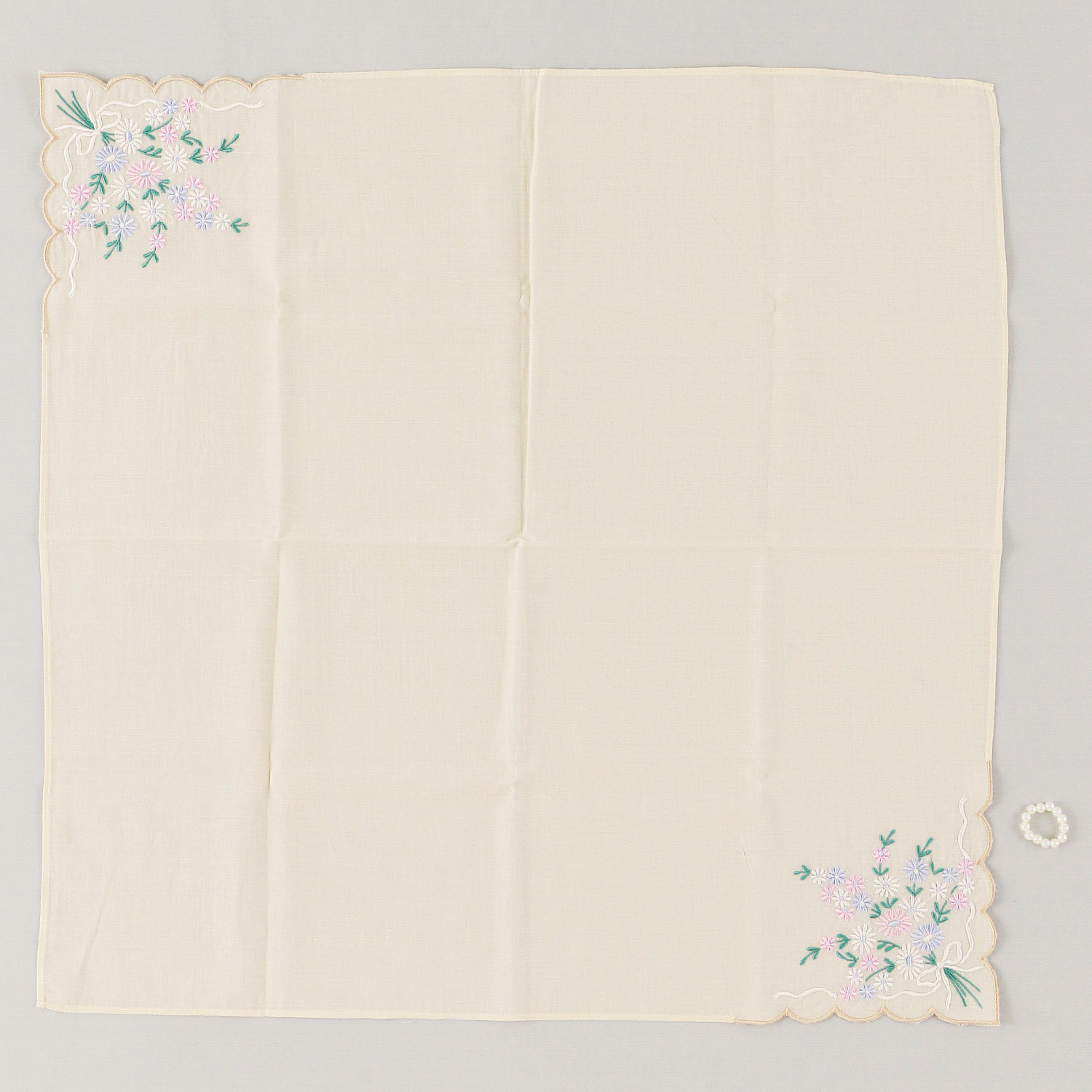 リング付刺繍スカーフ 花束 - 画像2
