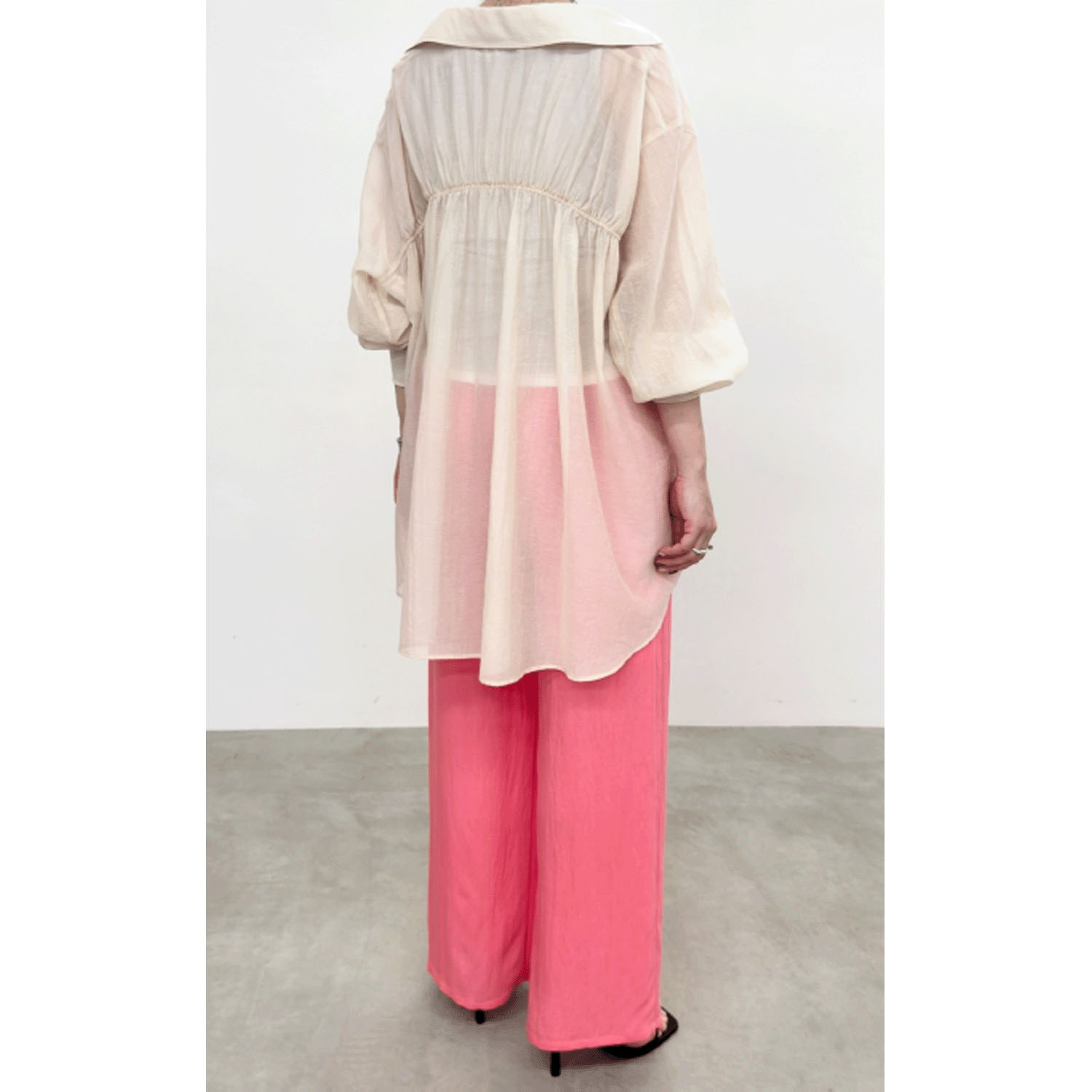 NUS シアーバックギャザーフレアシャツ - 画像7