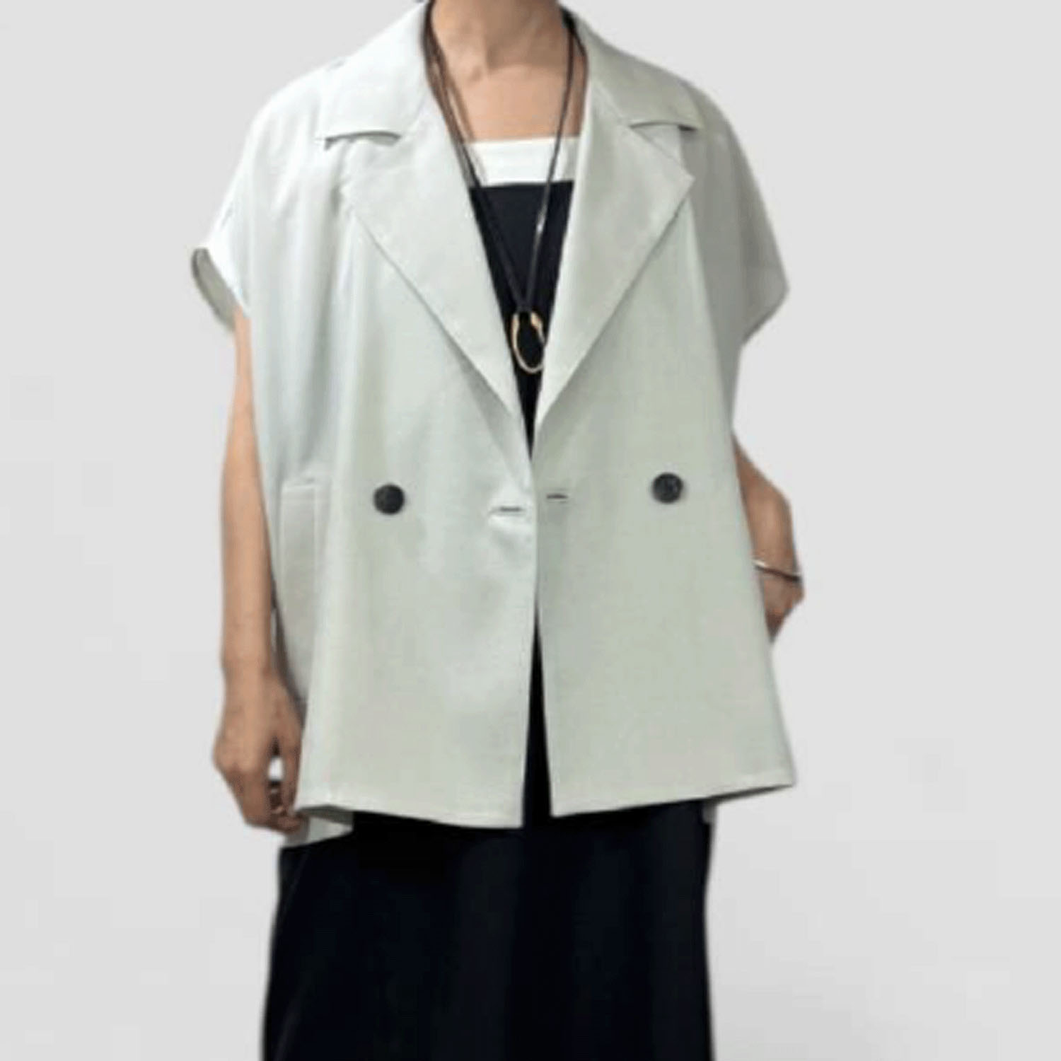 QTUME メッシュスリーブレスダブルジレ