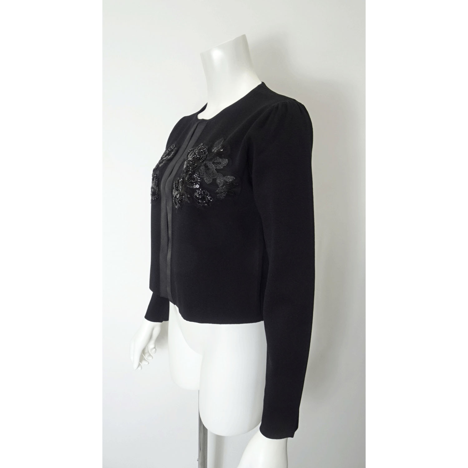 【InstaLive】Super Beauty 胸元ビジュー＆スパンコール使いニットボレロ - 画像3