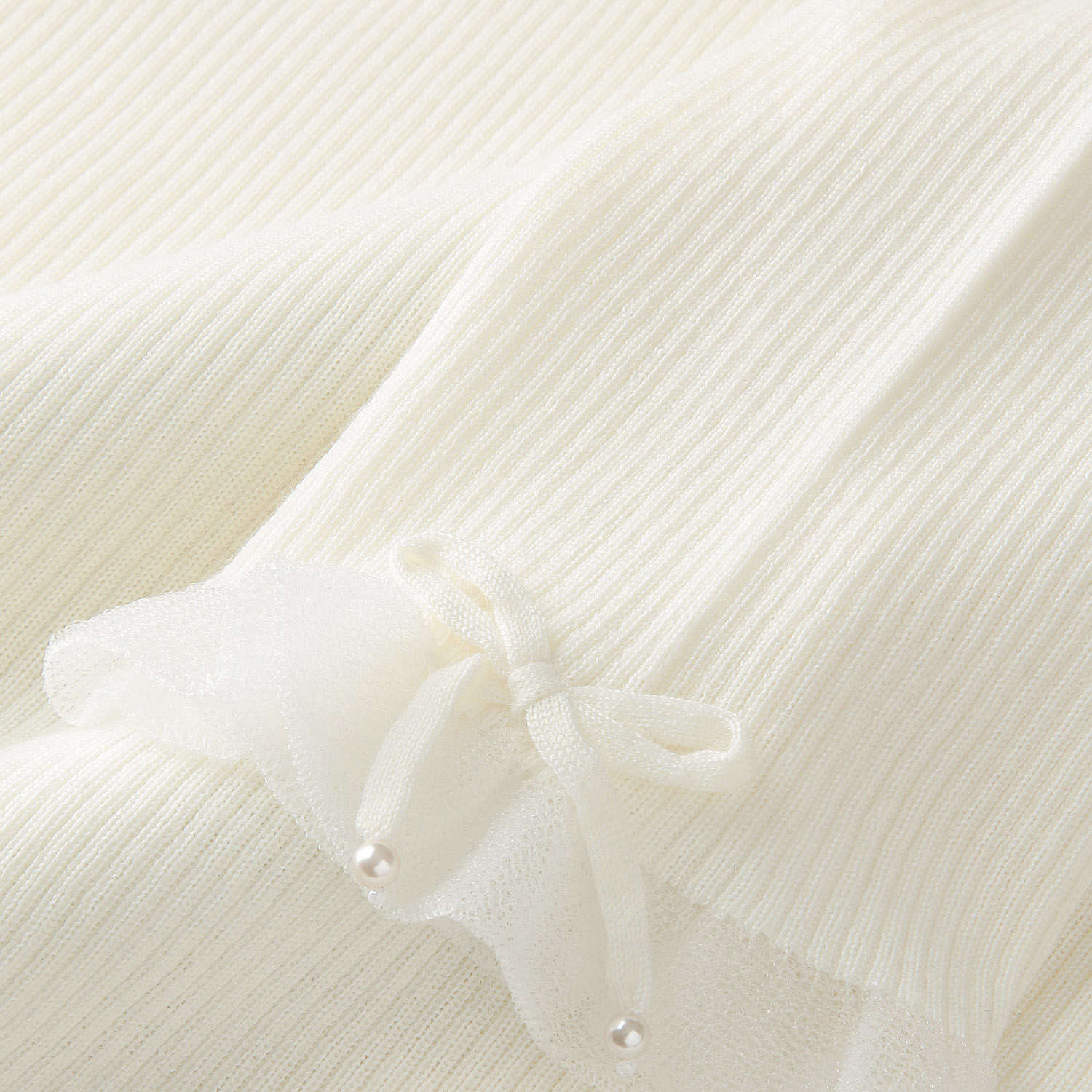 Super Beauty コサージュ付 衿・袖先透かしフリルデザインタートルネックセーター - 画像4