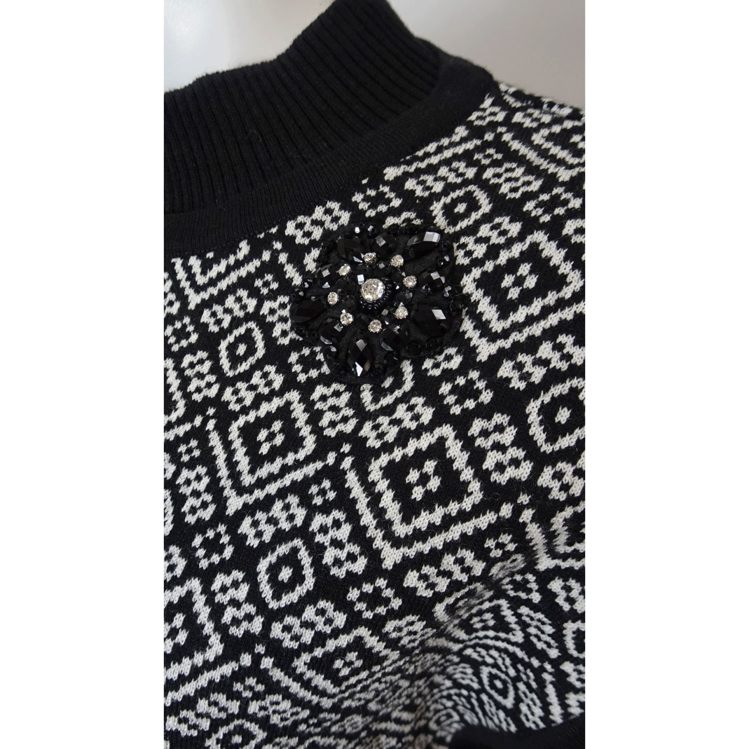 【Inata Live】Super Beauty ジャガード編みニットベスト×ニットOP アンサンブルワンピース - 画像18