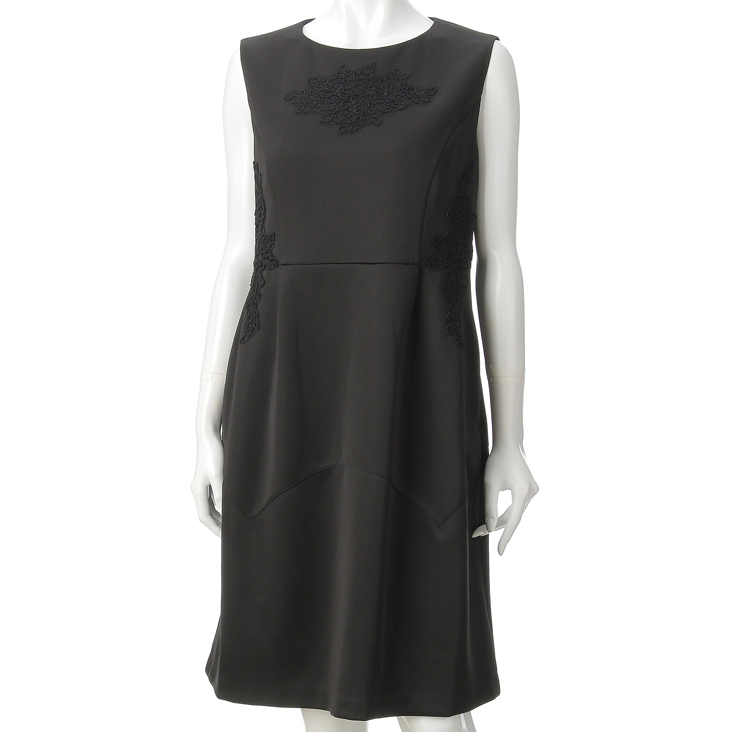 【Insta Live】Super Beauty レースデザイン×ポンチ素材タックワンピース - 画像2