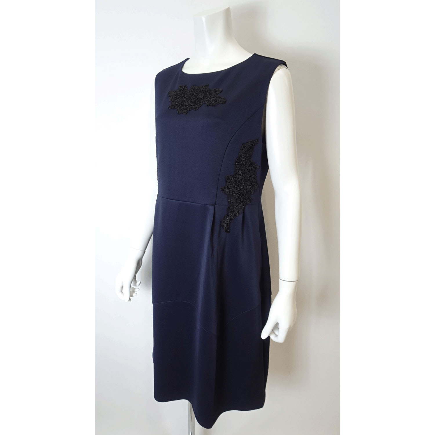 【Insta Live】Super Beauty レースデザイン×ポンチ素材タックワンピース - 画像4