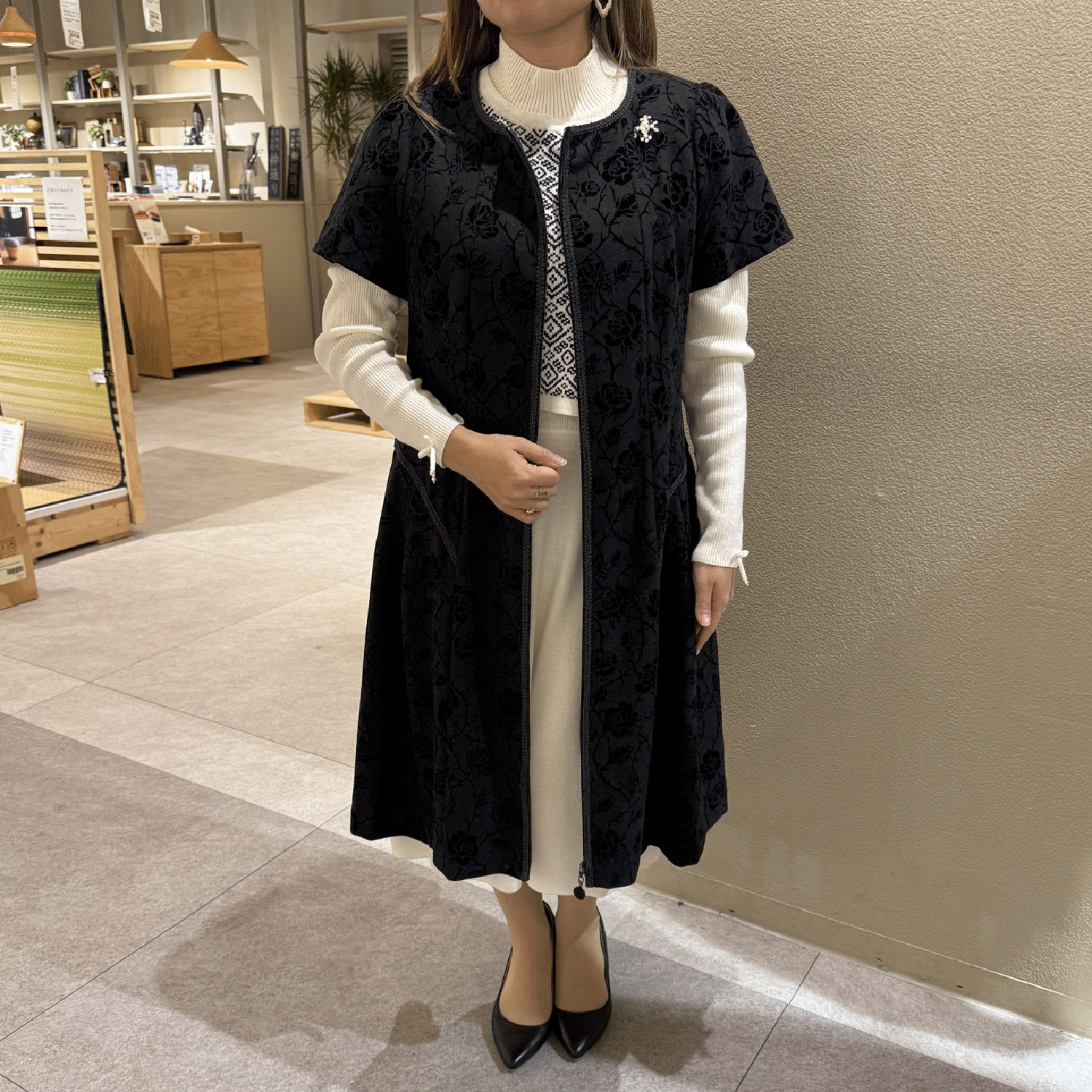 【Inata Live】Super Beauty フロッキープリント 半袖ワンピース - 画像6