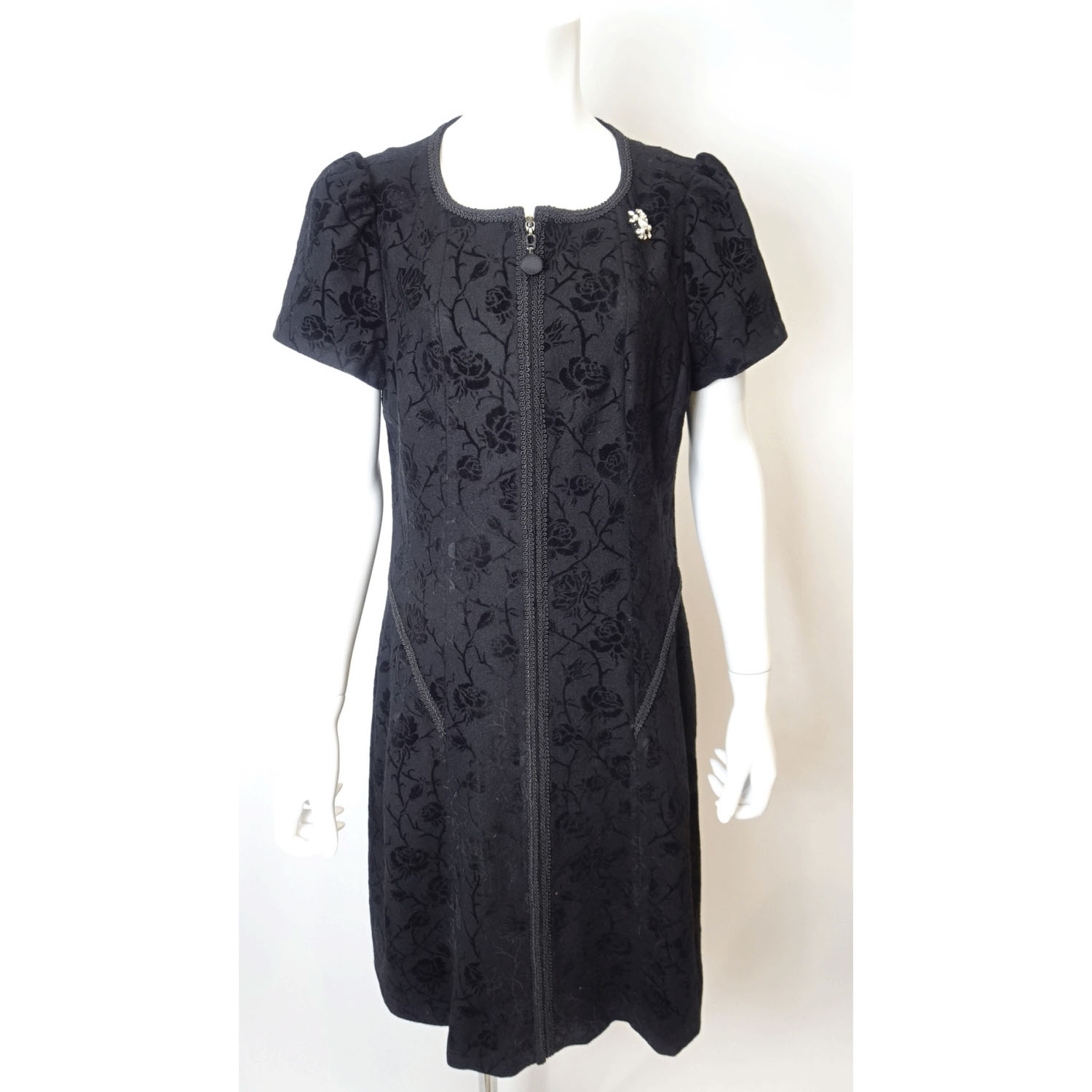 【Inata Live】Super Beauty フロッキープリント 半袖ワンピース - 画像9