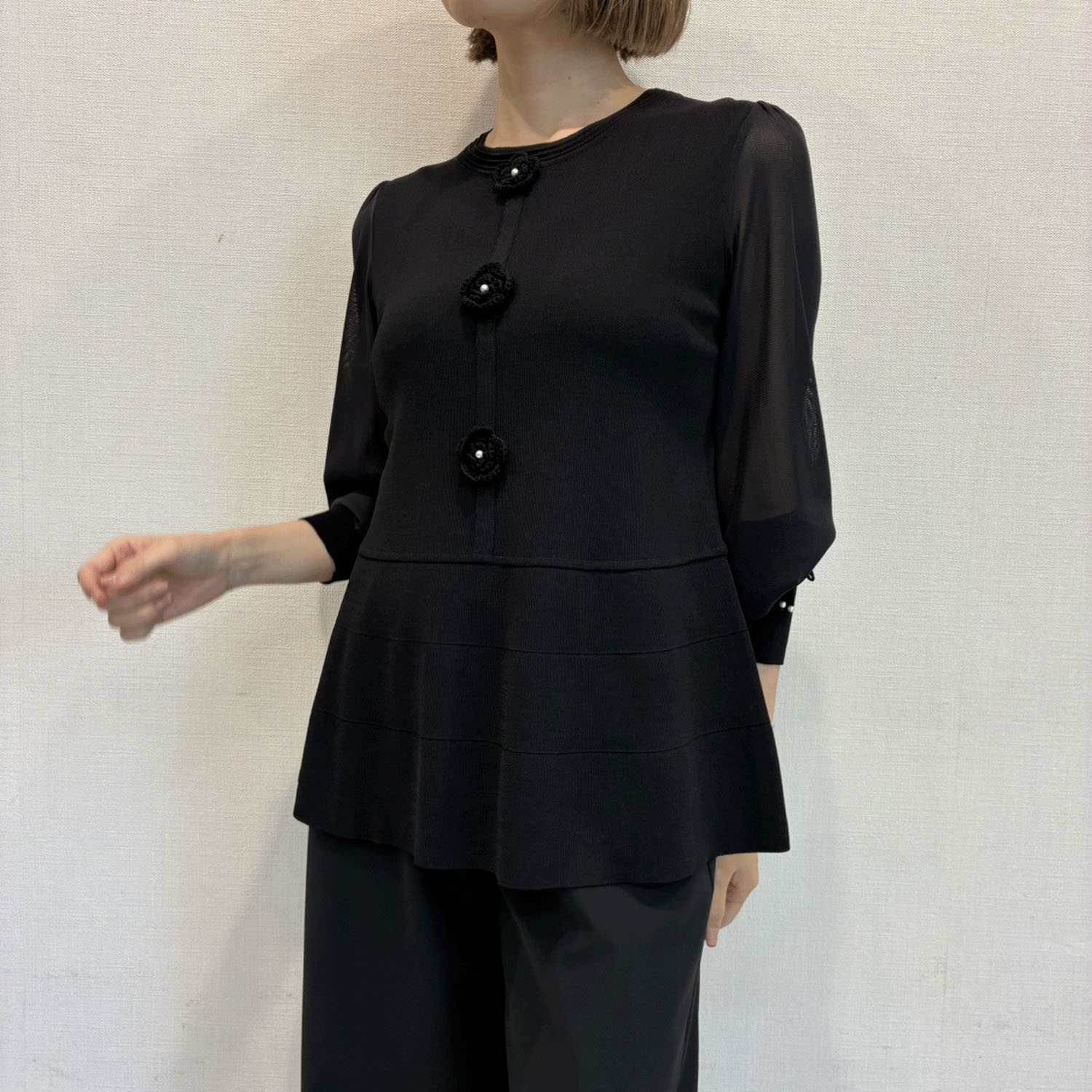 Super Beauty かぎ針花モチーフ付袖パワーネット素材セーター - 画像3