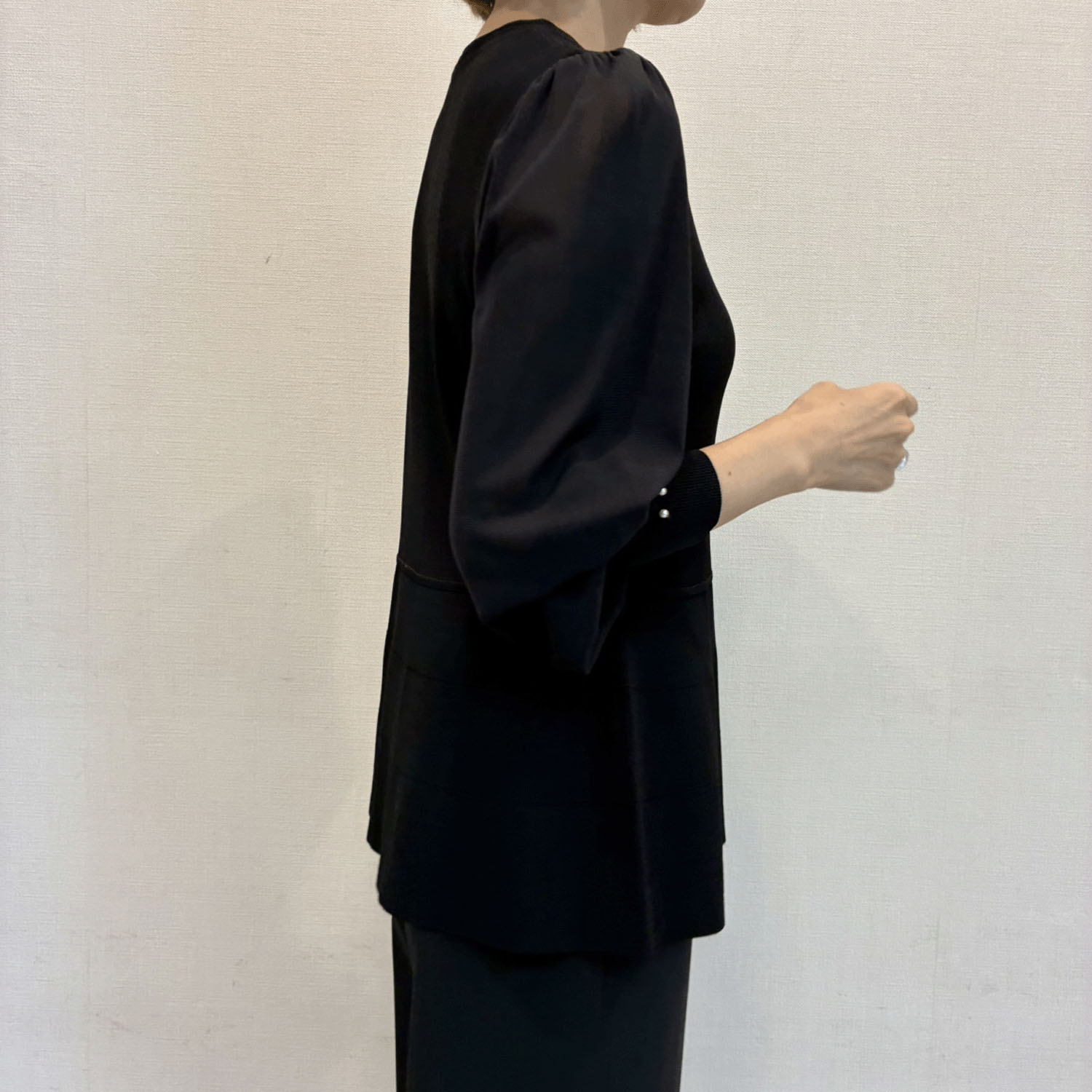 Super Beauty かぎ針花モチーフ付袖パワーネット素材セーター - 画像4