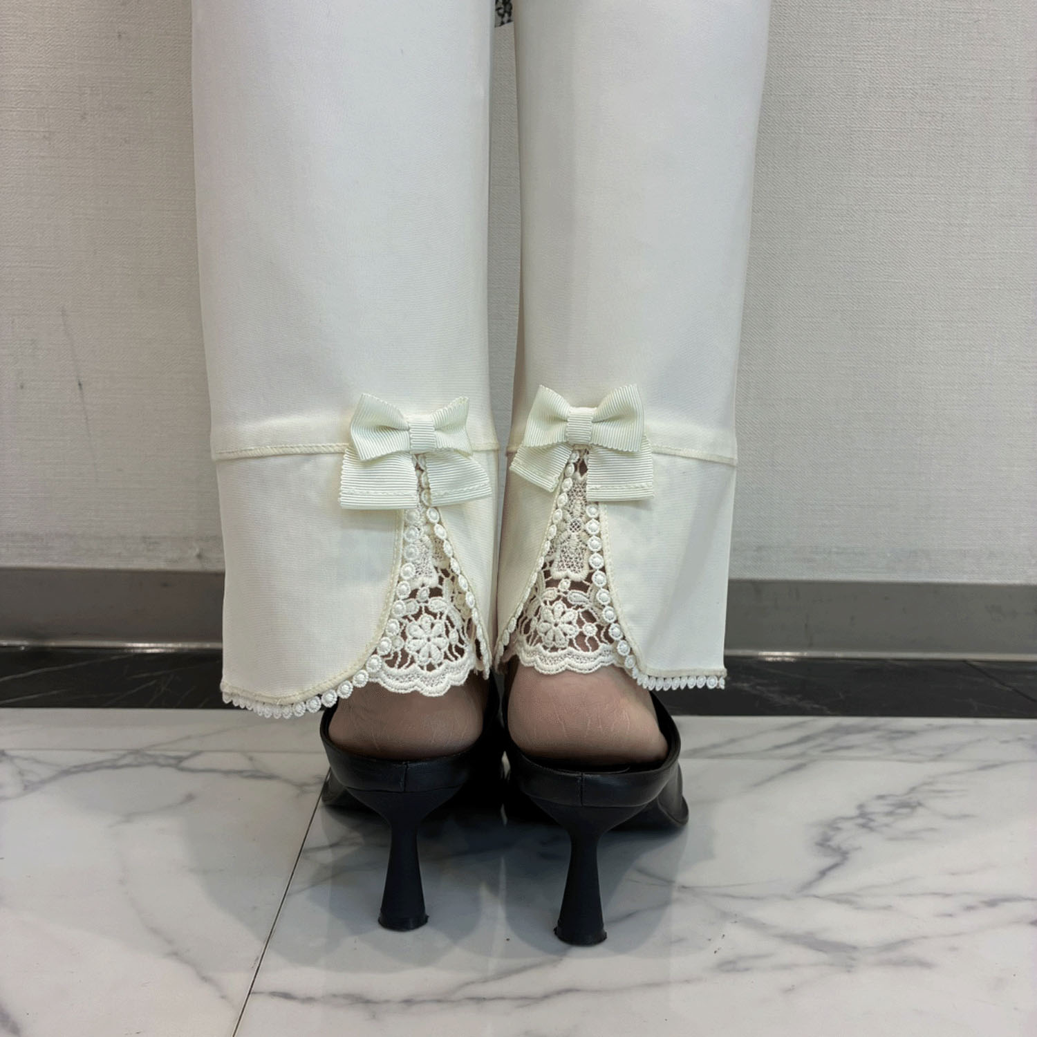 【Insta Live】Super Beauty 後ろリボンデザインパンツ - 画像4