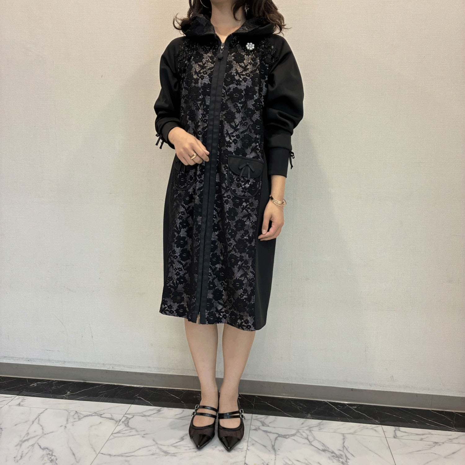 【Insta Live】Super Beauty スタンドフリル透かしレースコート - 画像3