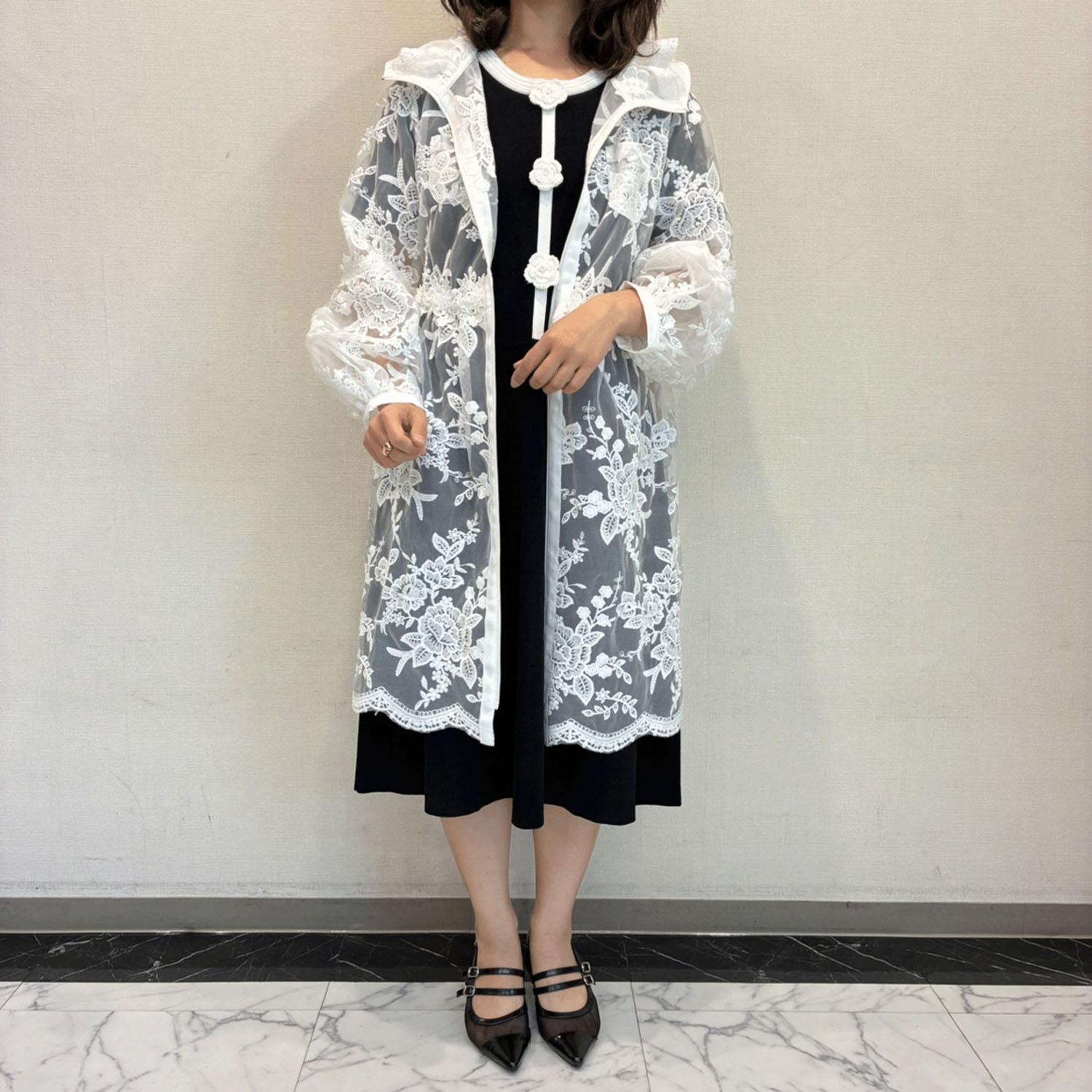 Super Beauty 花レース×刺しゅう透かし素材コート - 画像5