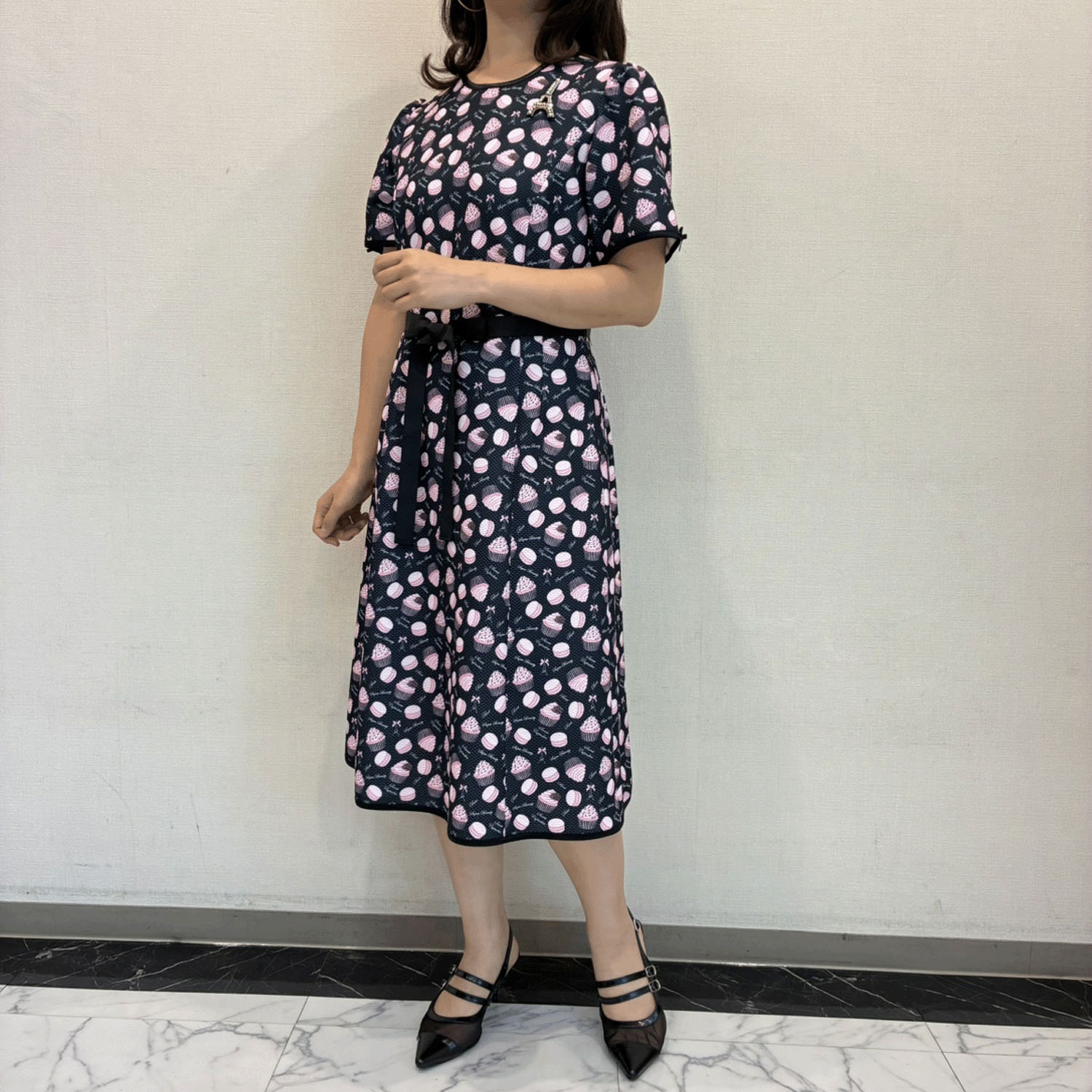 【Insta Live】Super Beauty エッフェル塔モチーフ付スイーツ柄プリント半袖ワンピース - 画像19