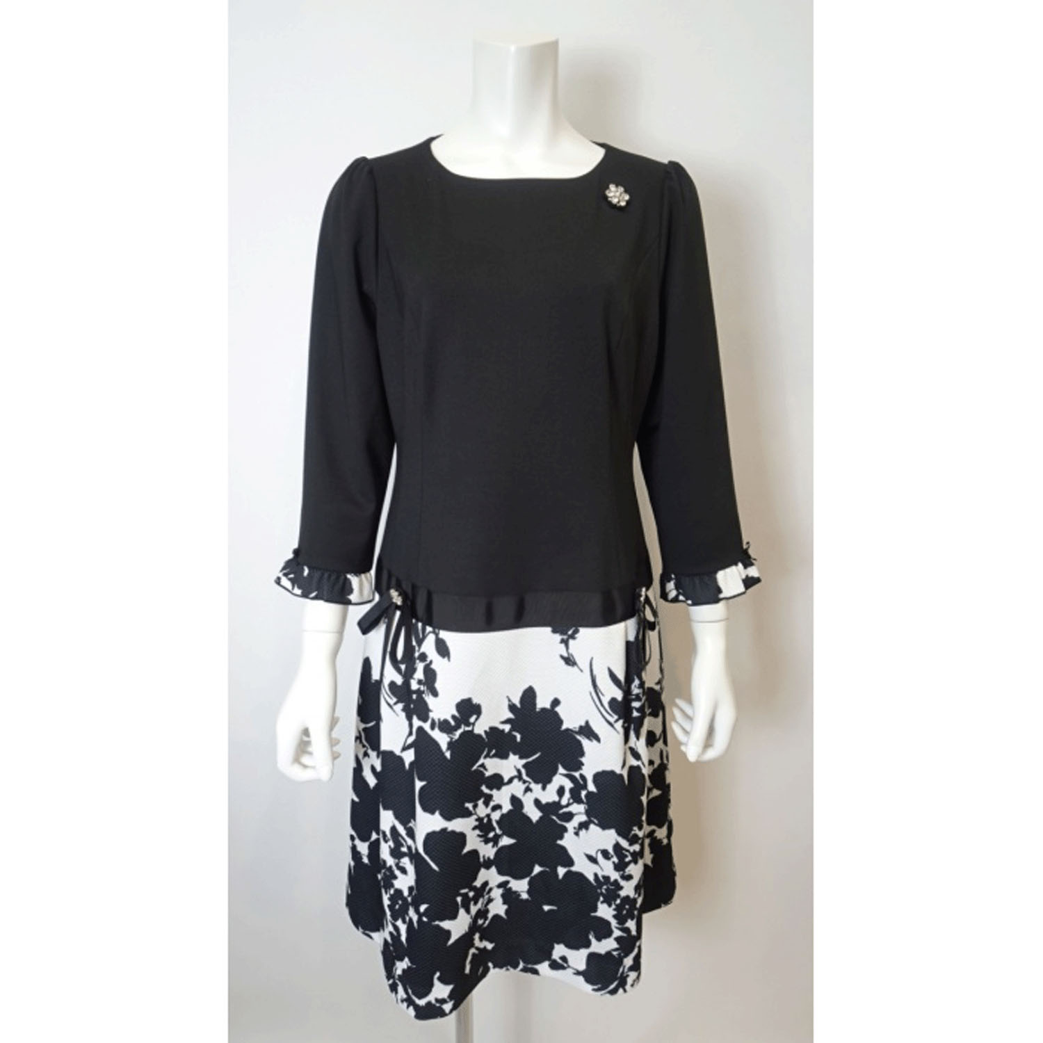 【Insta Live】Super Beauty モノトーン柄ウェスト切替ポンチ素材ワンピース - 画像8