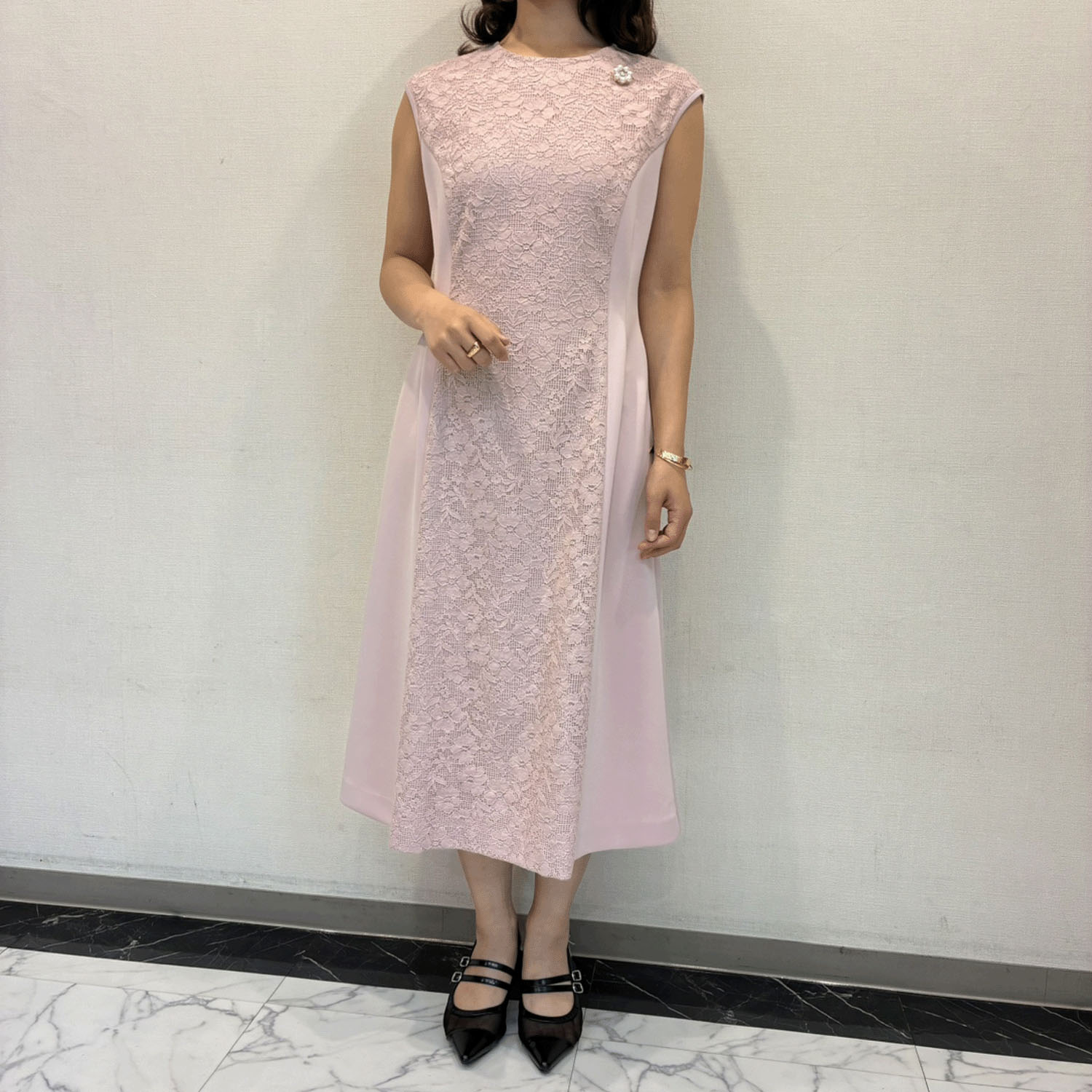 Super Beauty 前立て透かしレース切替ダンボールニット素材フレンチスリーブワンピース