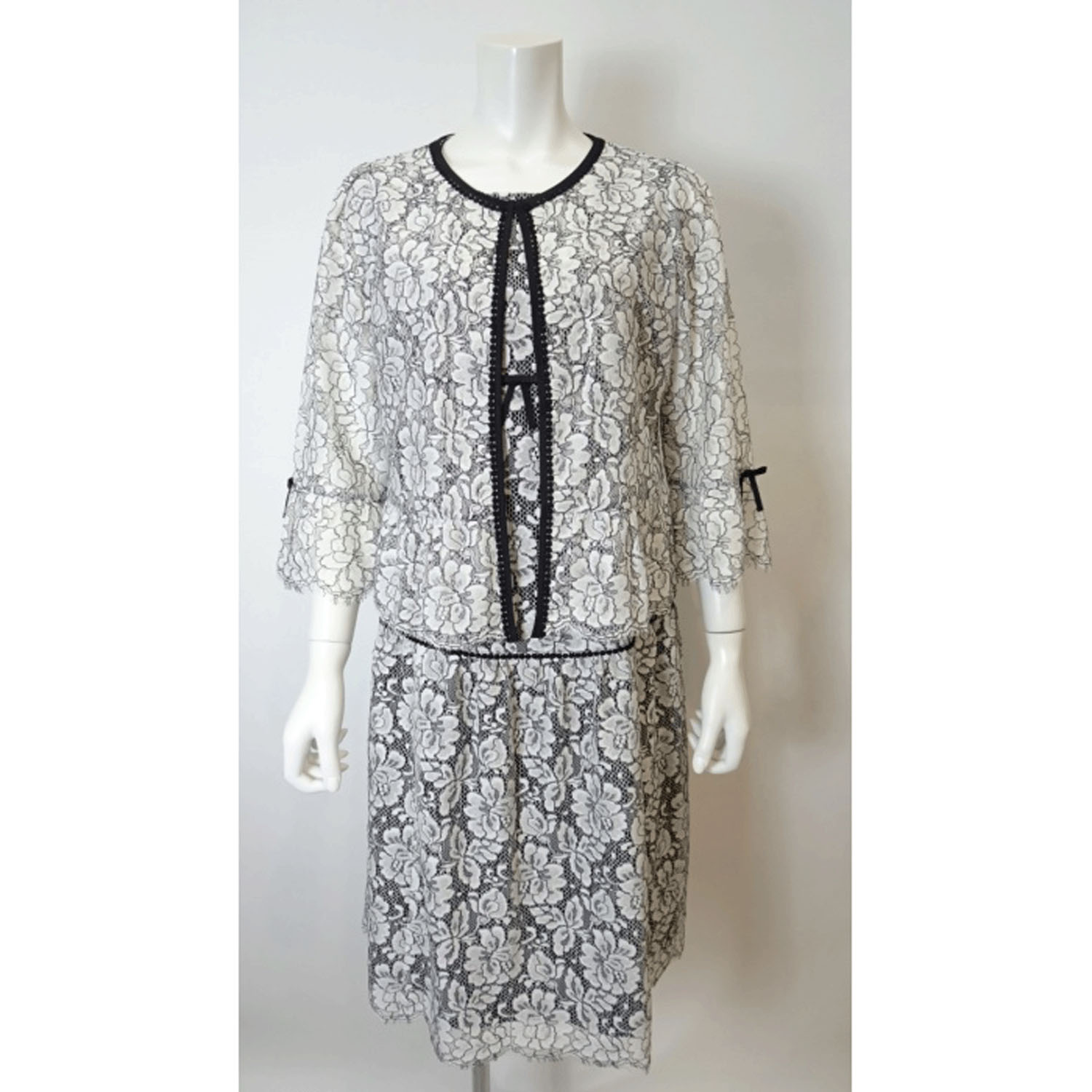 【4月中旬入荷予定】Super Beauty ライン花レース素材半袖ワンピース - 画像14