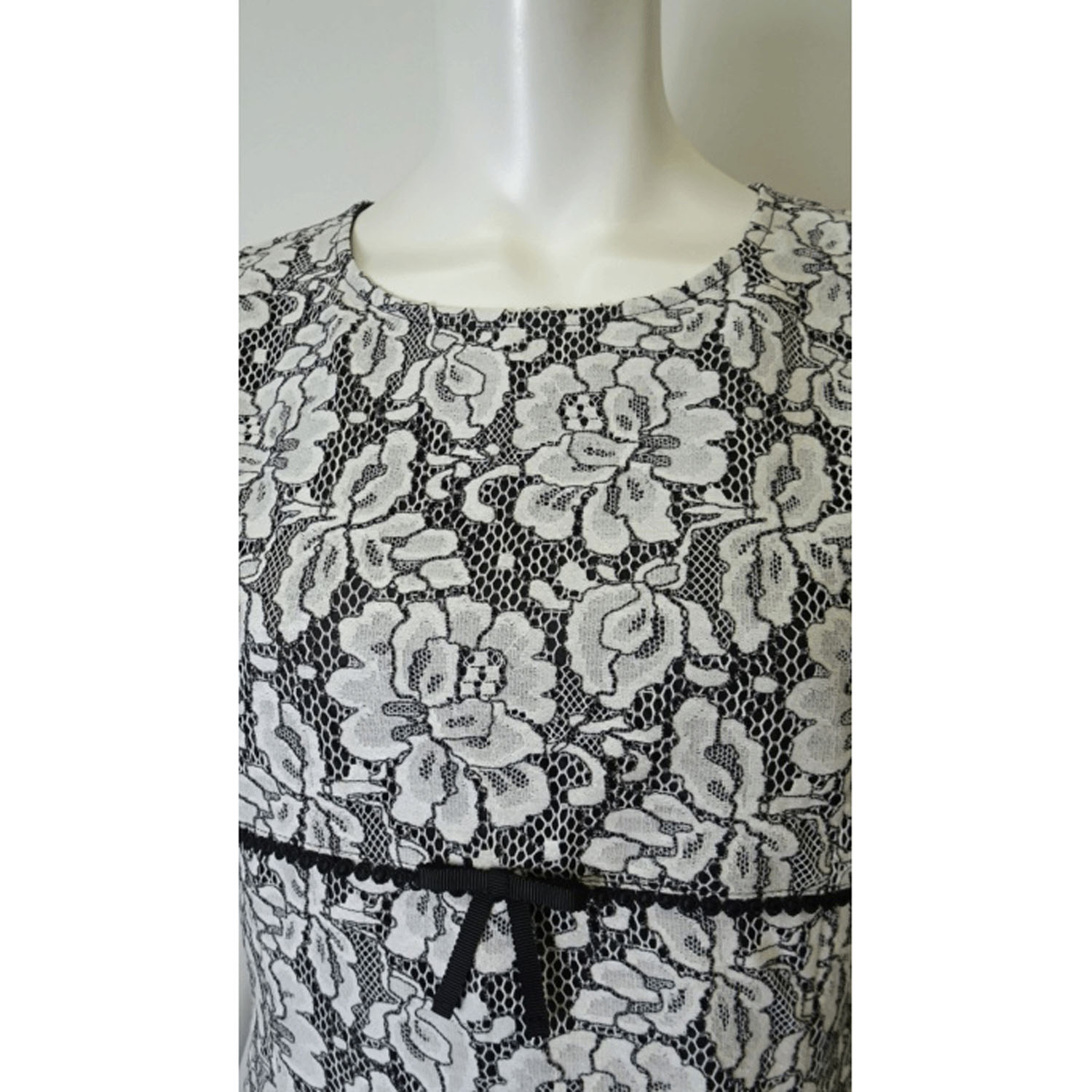 【4月中旬入荷予定】Super Beauty ライン花レース素材半袖ワンピース - 画像10