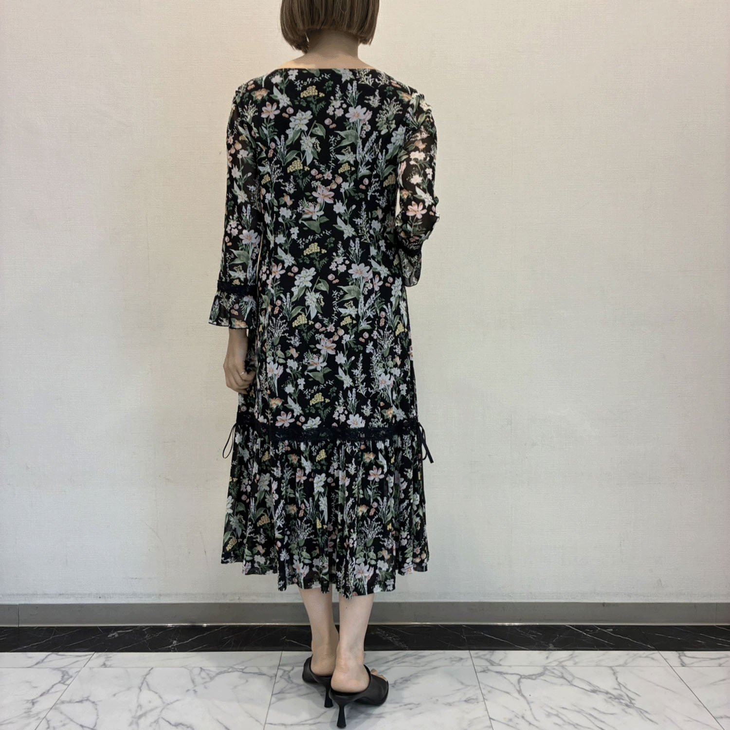 Super Beauty 多色使いパワーネット素材ワンピース - 画像5