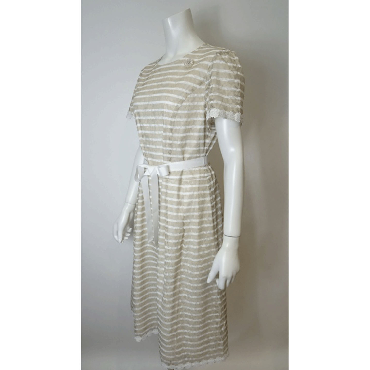 Super Beauty ボーダープリントレース素材半袖ワンピース - 画像3