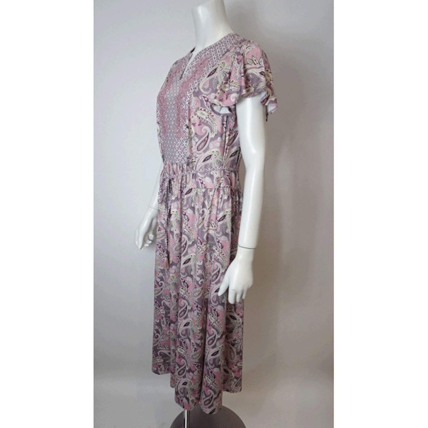 【4月下旬入荷予定】Super Beauty 胸元レース×スリット入りペイズリー柄切替ワンピース - 画像8