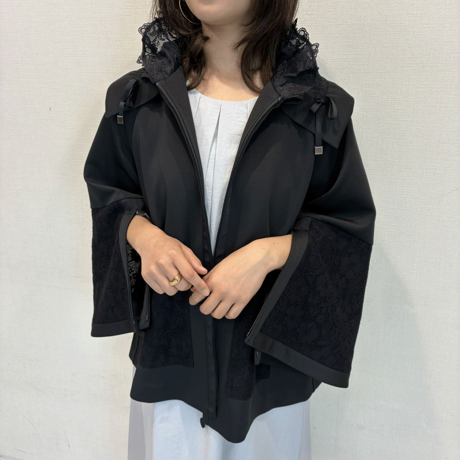 【Insta Live】Super Beauty 袖フレアデザインジップアップジャケット - 画像2